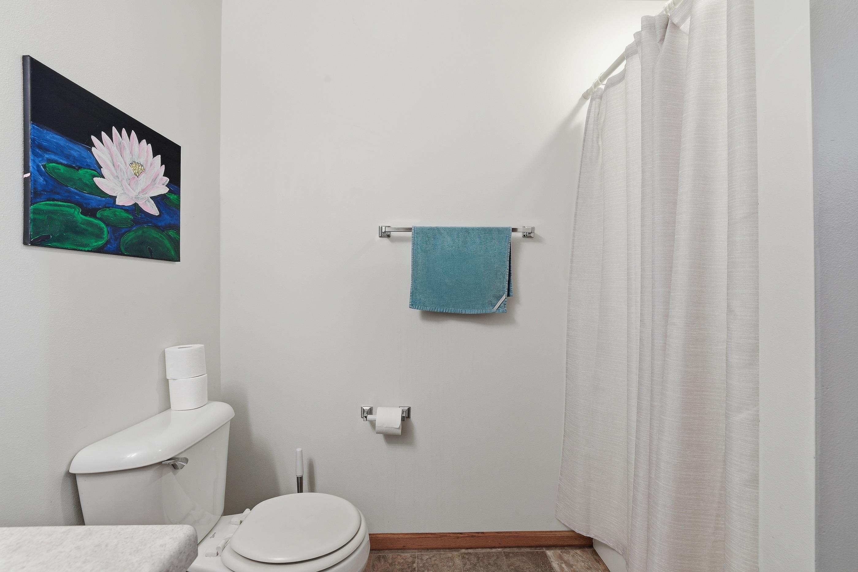 300 WHITE OAK AVENUE, Plover, Wisconsin 54467, 3 Bedrooms Bedrooms, ,2 BathroomsBathrooms,Residential,For Sale,300 WHITE OAK AVENUE,22601482