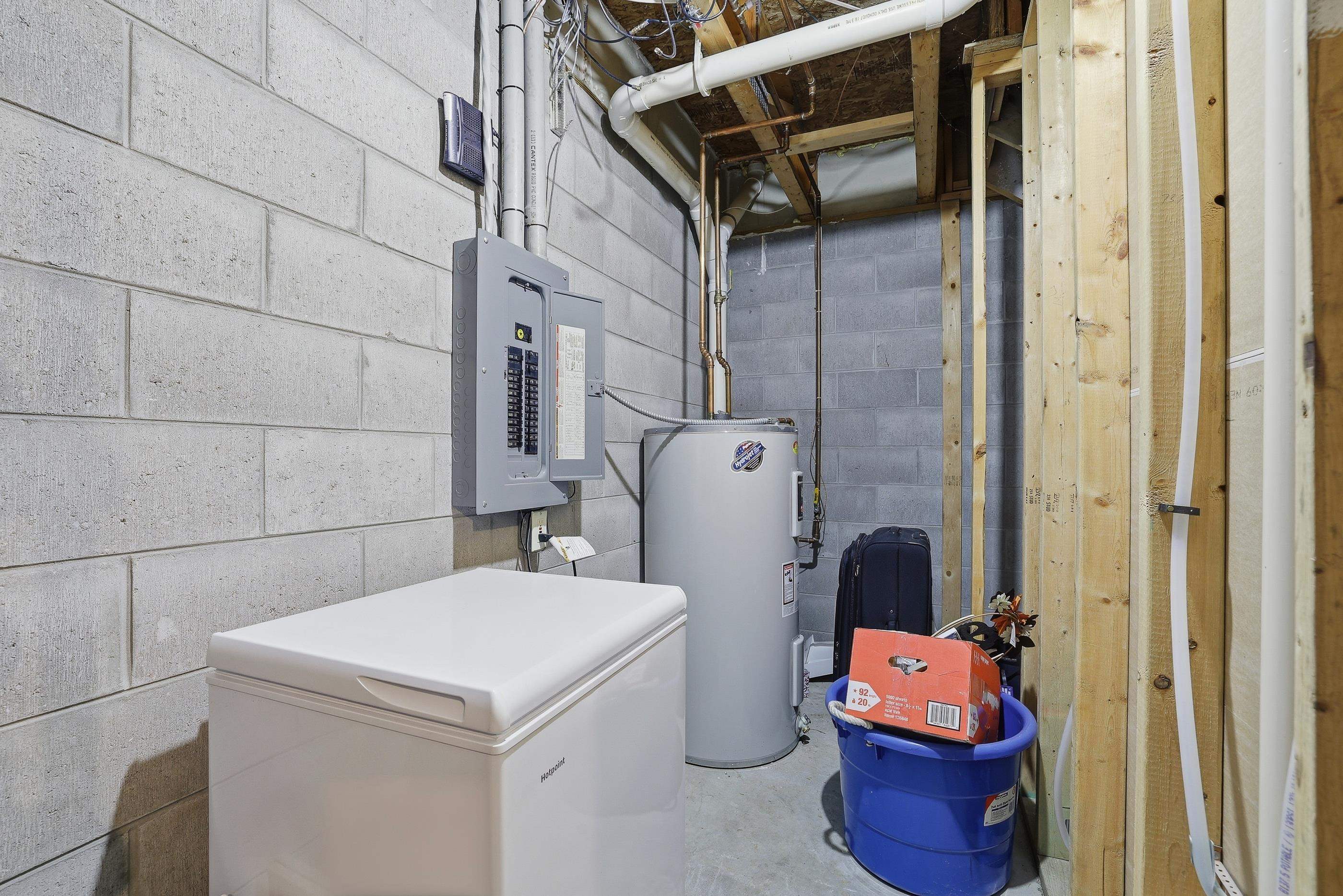 300 WHITE OAK AVENUE, Plover, Wisconsin 54467, 3 Bedrooms Bedrooms, ,2 BathroomsBathrooms,Residential,For Sale,300 WHITE OAK AVENUE,22601482