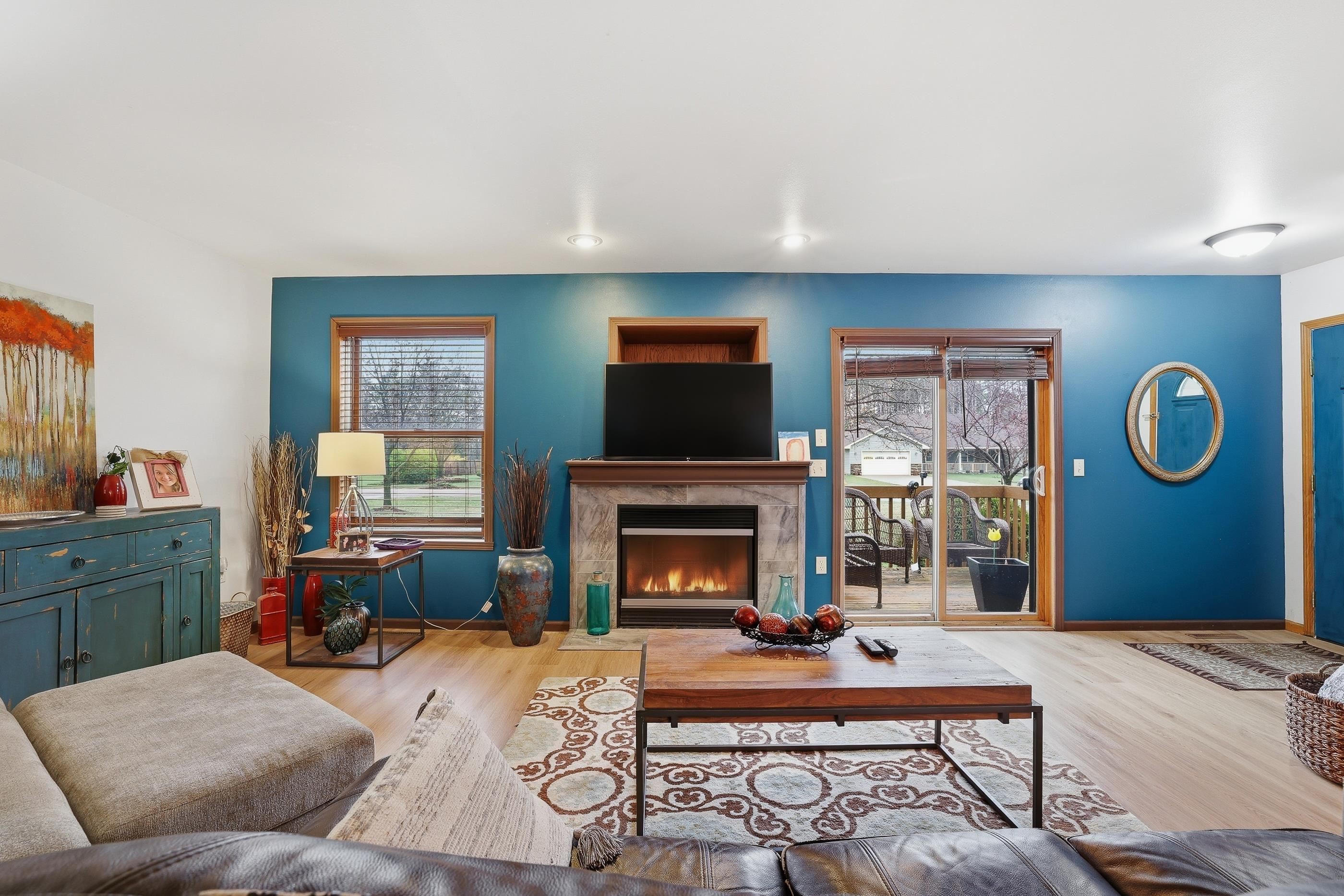 300 WHITE OAK AVENUE, Plover, Wisconsin 54467, 3 Bedrooms Bedrooms, ,2 BathroomsBathrooms,Residential,For Sale,300 WHITE OAK AVENUE,22601482