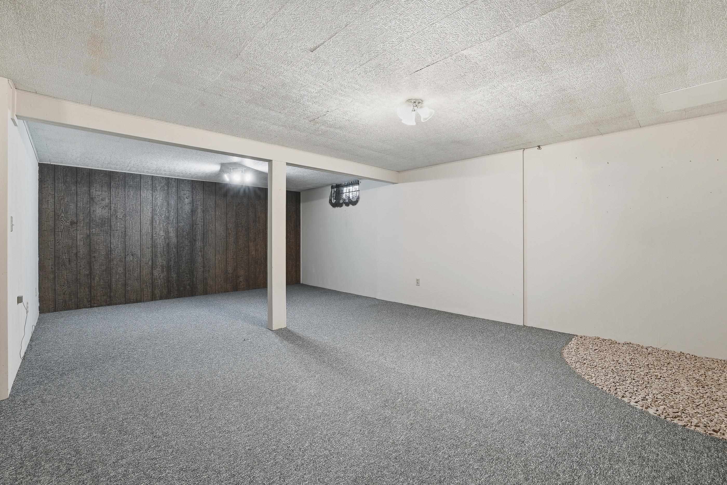 701 WILSHIRE BOULEVARD, Stevens Point, Wisconsin 54481, 3 Bedrooms Bedrooms, ,1 BathroomBathrooms,Residential,For Sale,701 WILSHIRE BOULEVARD,22601486