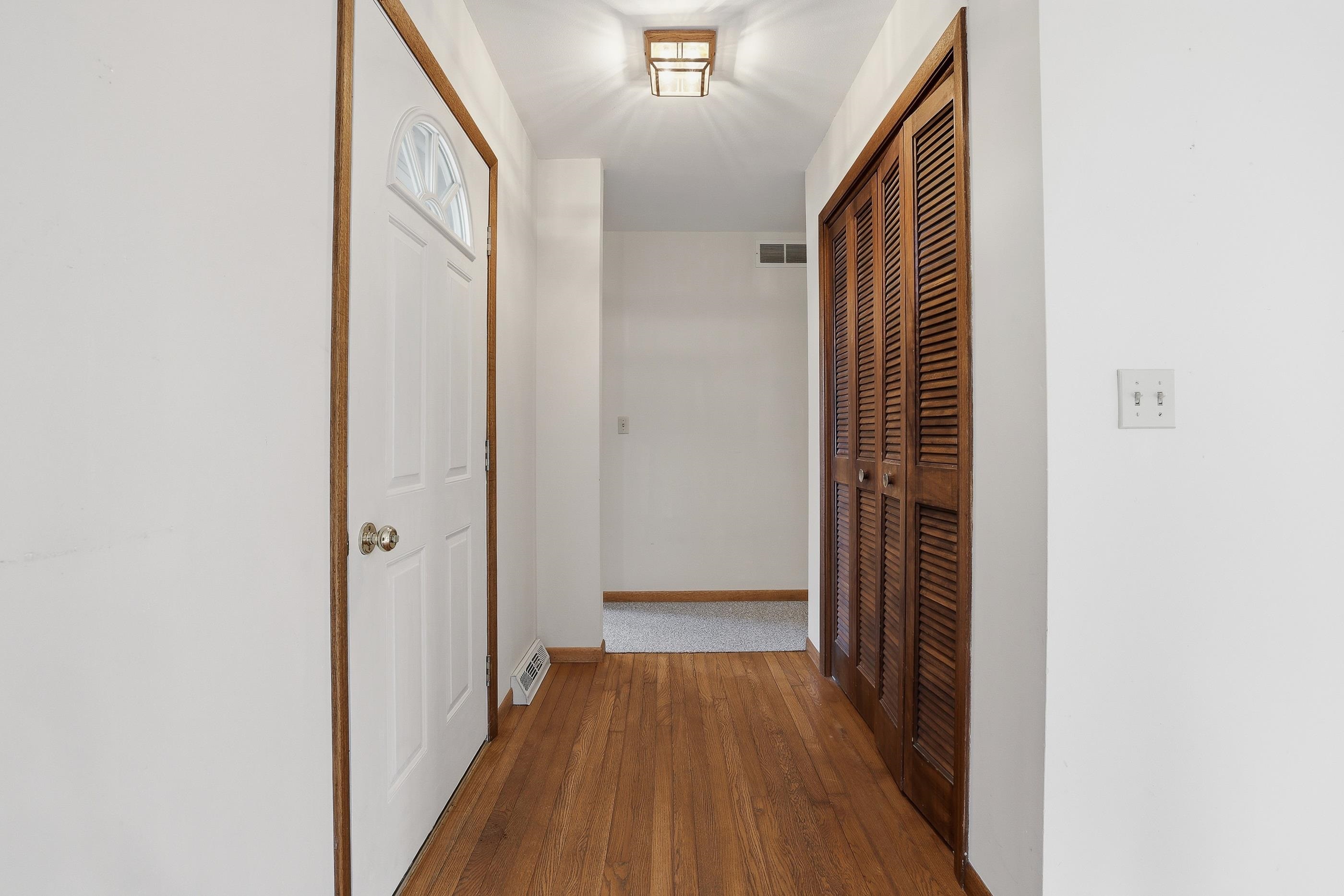 701 WILSHIRE BOULEVARD, Stevens Point, Wisconsin 54481, 3 Bedrooms Bedrooms, ,1 BathroomBathrooms,Residential,For Sale,701 WILSHIRE BOULEVARD,22601486