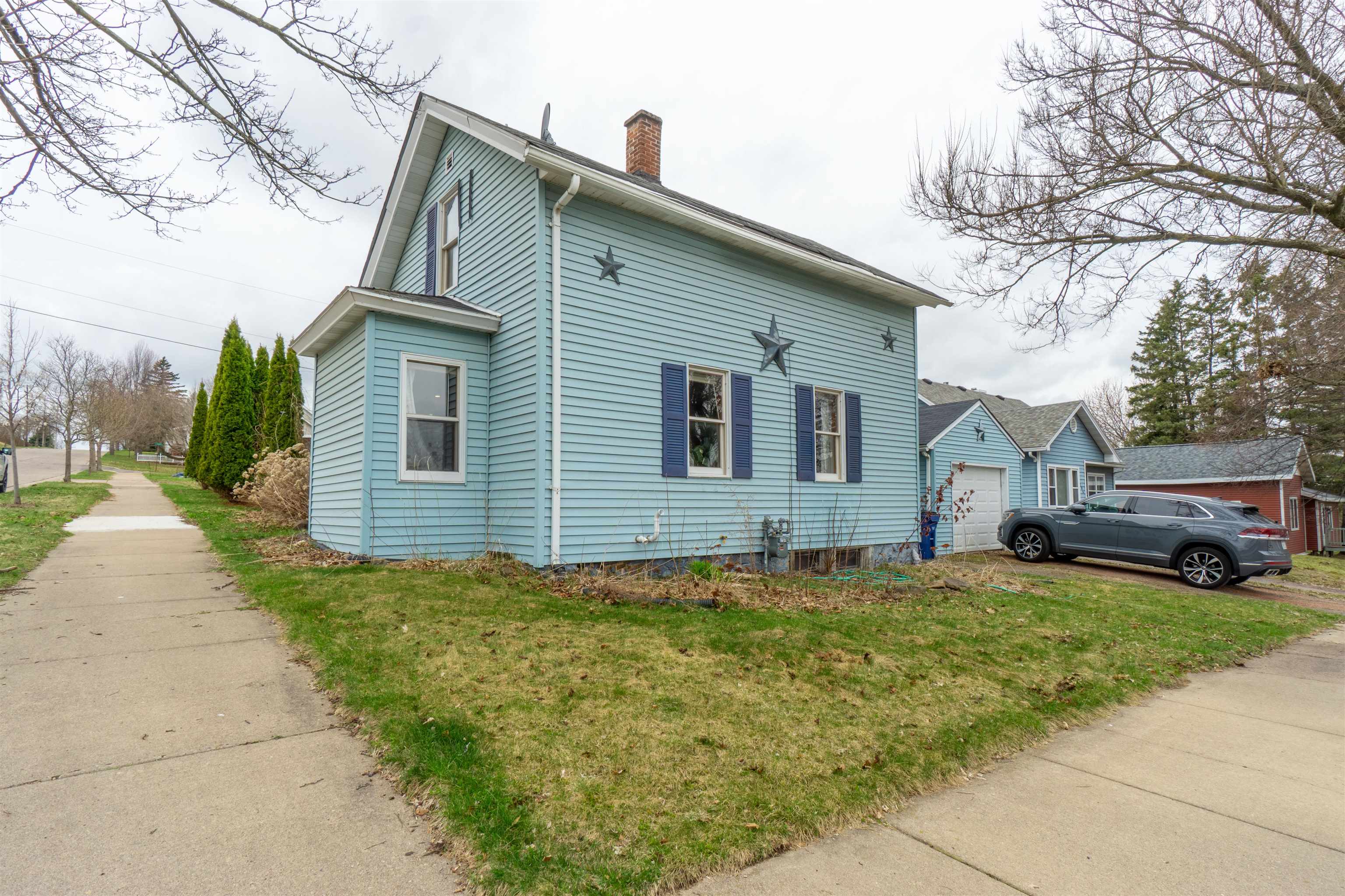 902 ELM STREET, Wausau, Wisconsin 54401, 3 Bedrooms Bedrooms, ,1 BathroomBathrooms,Residential,For Sale,902 ELM STREET,22601489