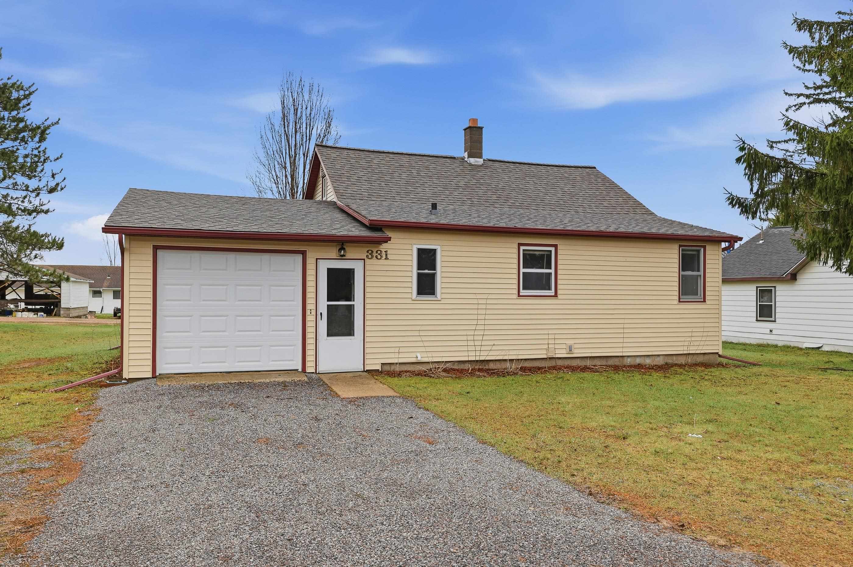 331 SECOND STREET, Rosholt, Wisconsin 54473, 2 Bedrooms Bedrooms, ,1 BathroomBathrooms,Residential,For Sale,331 SECOND STREET,22601490