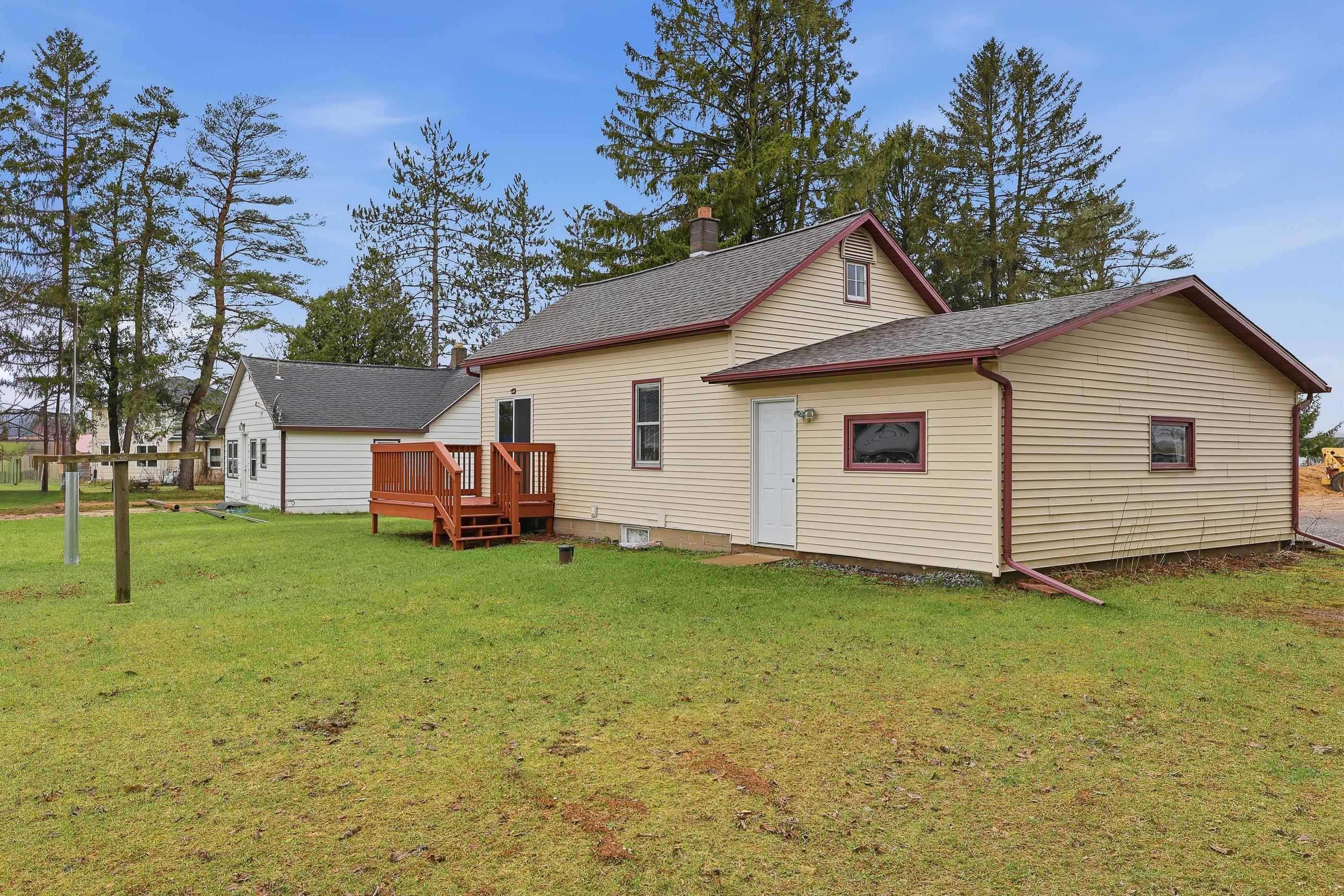 331 SECOND STREET, Rosholt, Wisconsin 54473, 2 Bedrooms Bedrooms, ,1 BathroomBathrooms,Residential,For Sale,331 SECOND STREET,22601490