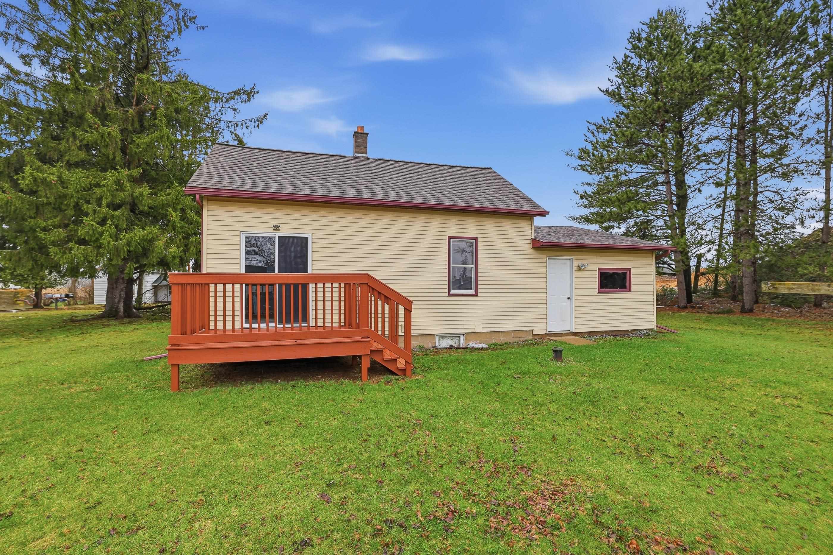 331 SECOND STREET, Rosholt, Wisconsin 54473, 2 Bedrooms Bedrooms, ,1 BathroomBathrooms,Residential,For Sale,331 SECOND STREET,22601490