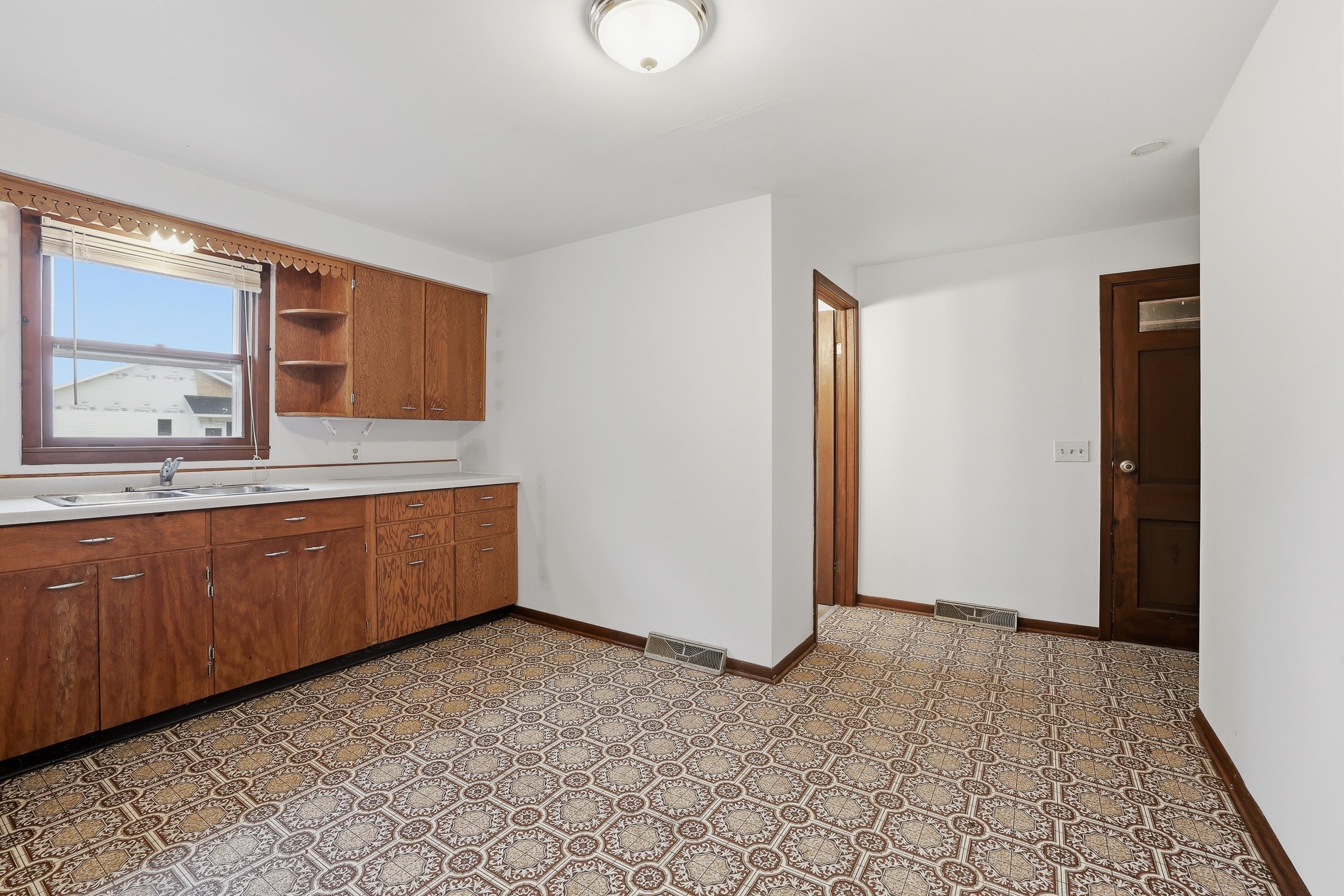 331 SECOND STREET, Rosholt, Wisconsin 54473, 2 Bedrooms Bedrooms, ,1 BathroomBathrooms,Residential,For Sale,331 SECOND STREET,22601490