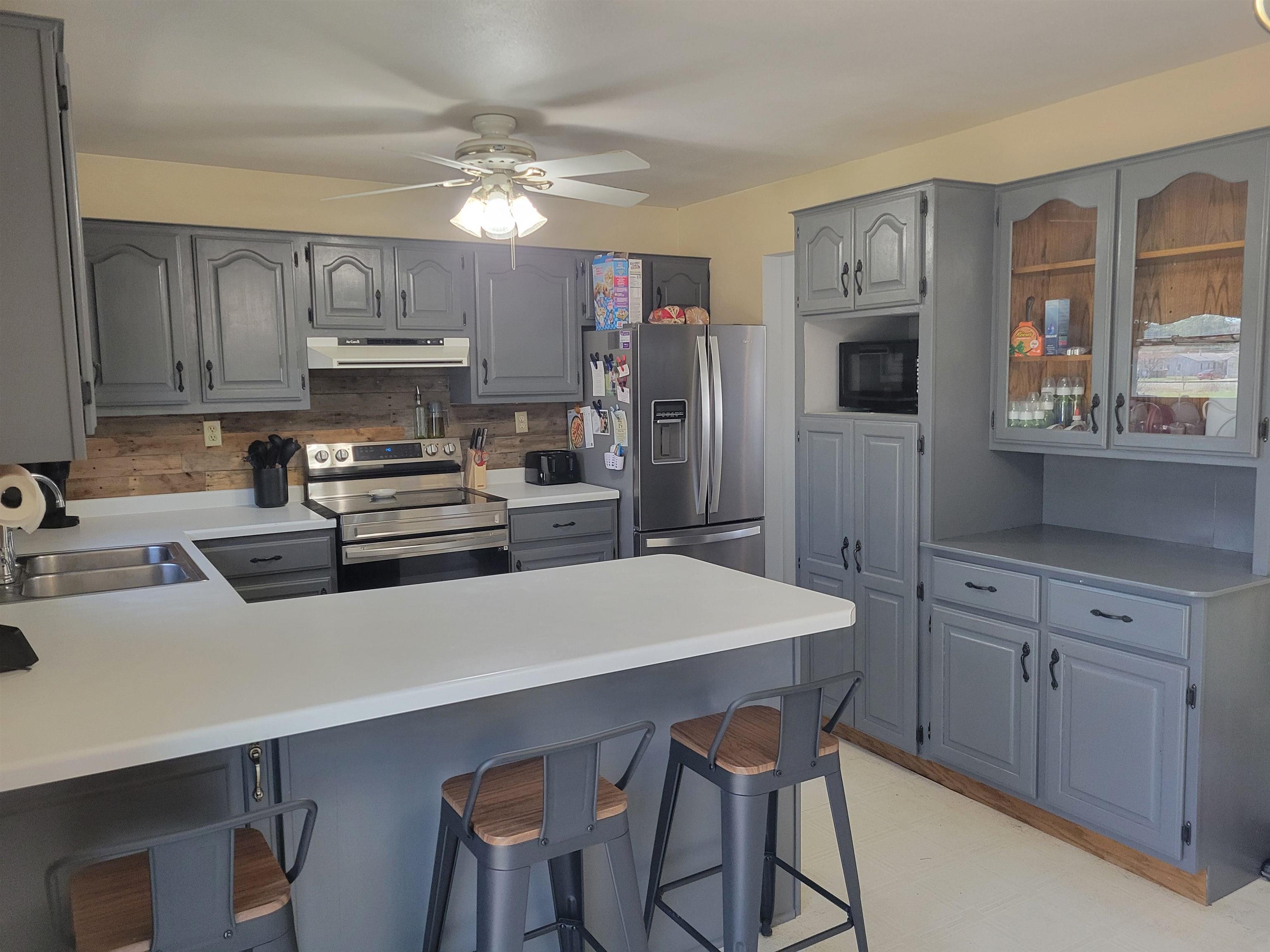 603 OAK STREET, Rothschild, Wisconsin 54474, 3 Bedrooms Bedrooms, ,2 BathroomsBathrooms,Residential,For Sale,603 OAK STREET,22601491