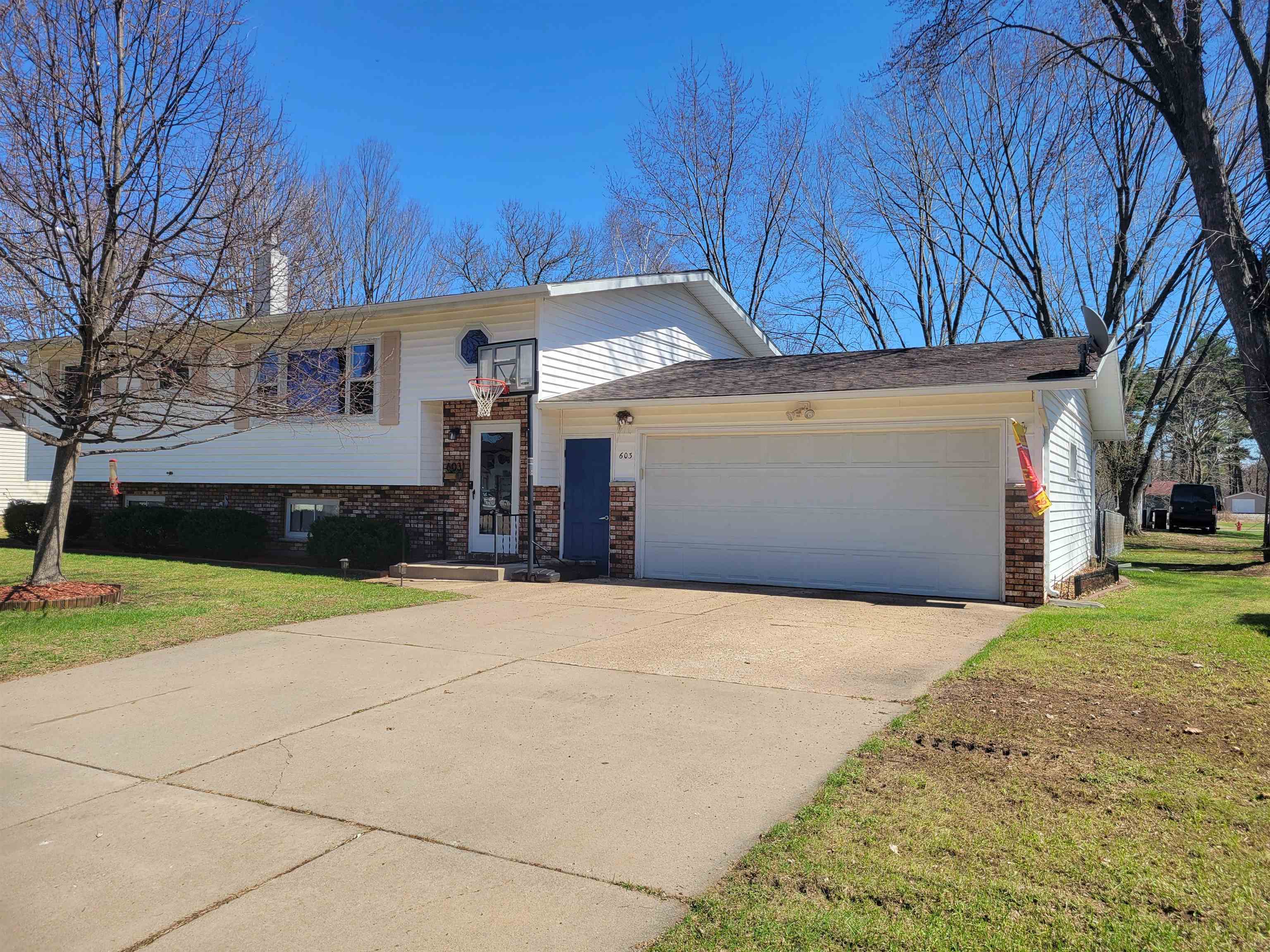 603 OAK STREET, Rothschild, Wisconsin 54474, 3 Bedrooms Bedrooms, ,2 BathroomsBathrooms,Residential,For Sale,603 OAK STREET,22601491