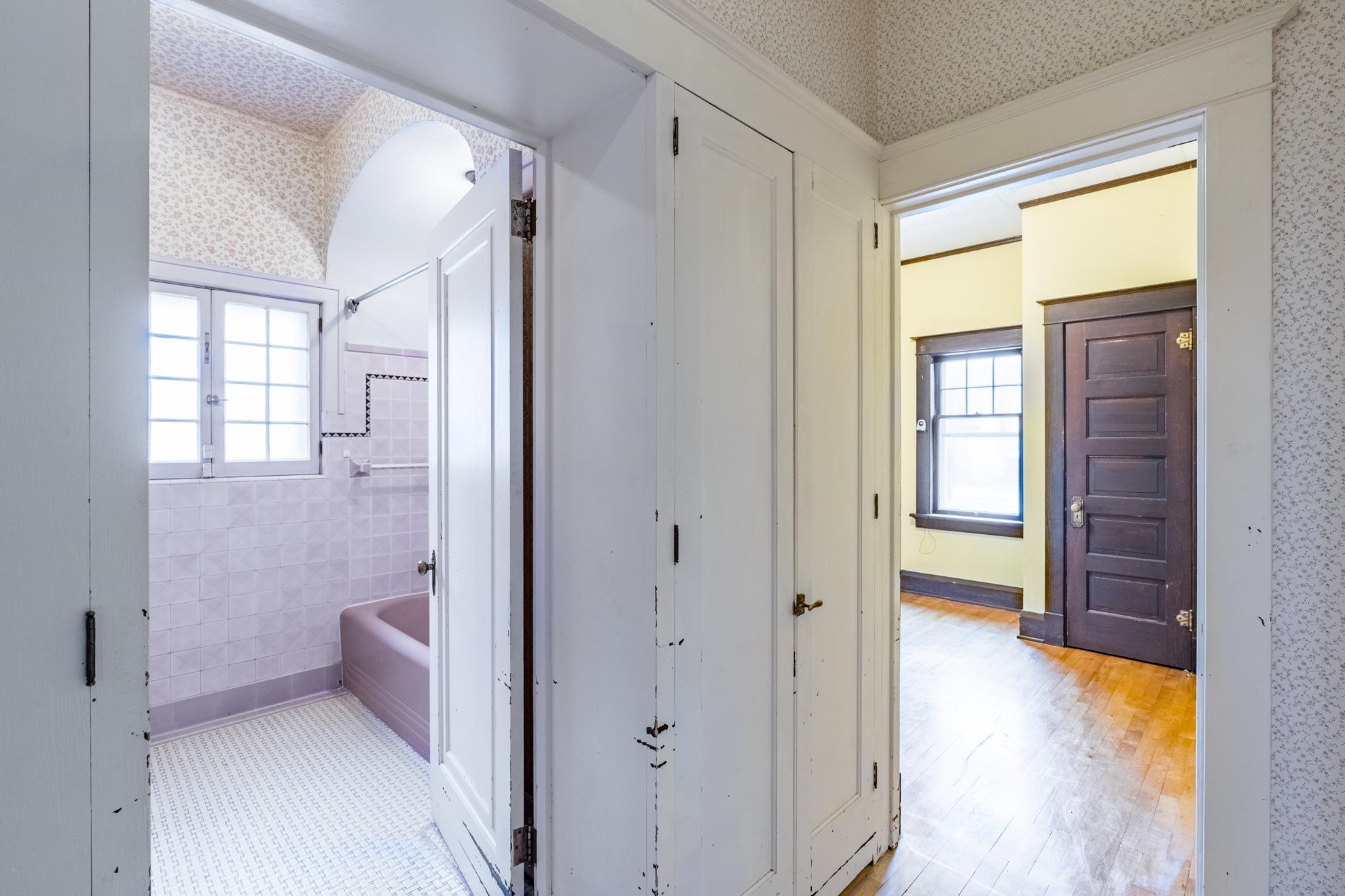 706 S 5TH AVENUE, Wausau, Wisconsin 54401, 3 Bedrooms Bedrooms, ,1 BathroomBathrooms,Residential,For Sale,706 S 5TH AVENUE,22601493