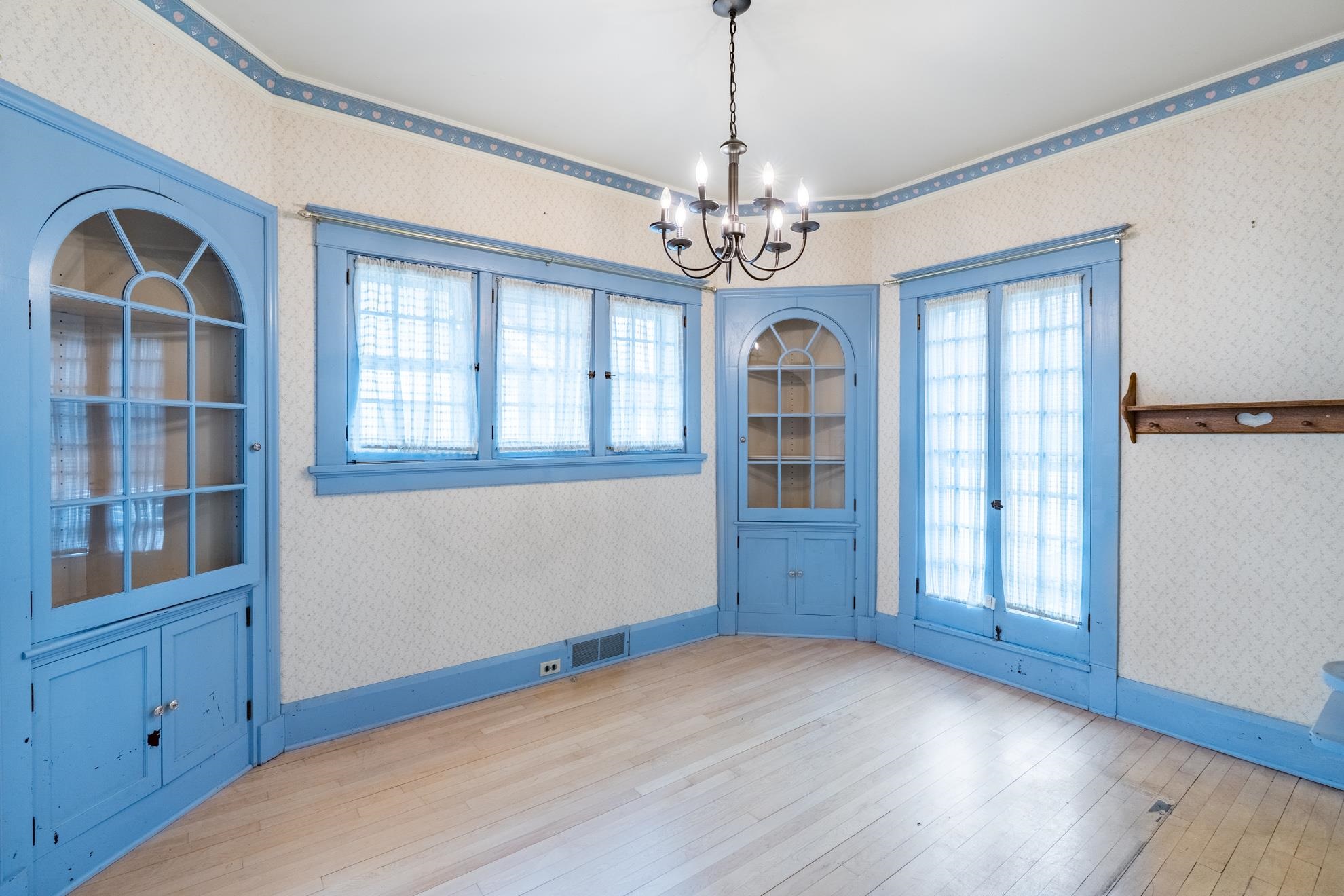 706 S 5TH AVENUE, Wausau, Wisconsin 54401, 3 Bedrooms Bedrooms, ,1 BathroomBathrooms,Residential,For Sale,706 S 5TH AVENUE,22601493