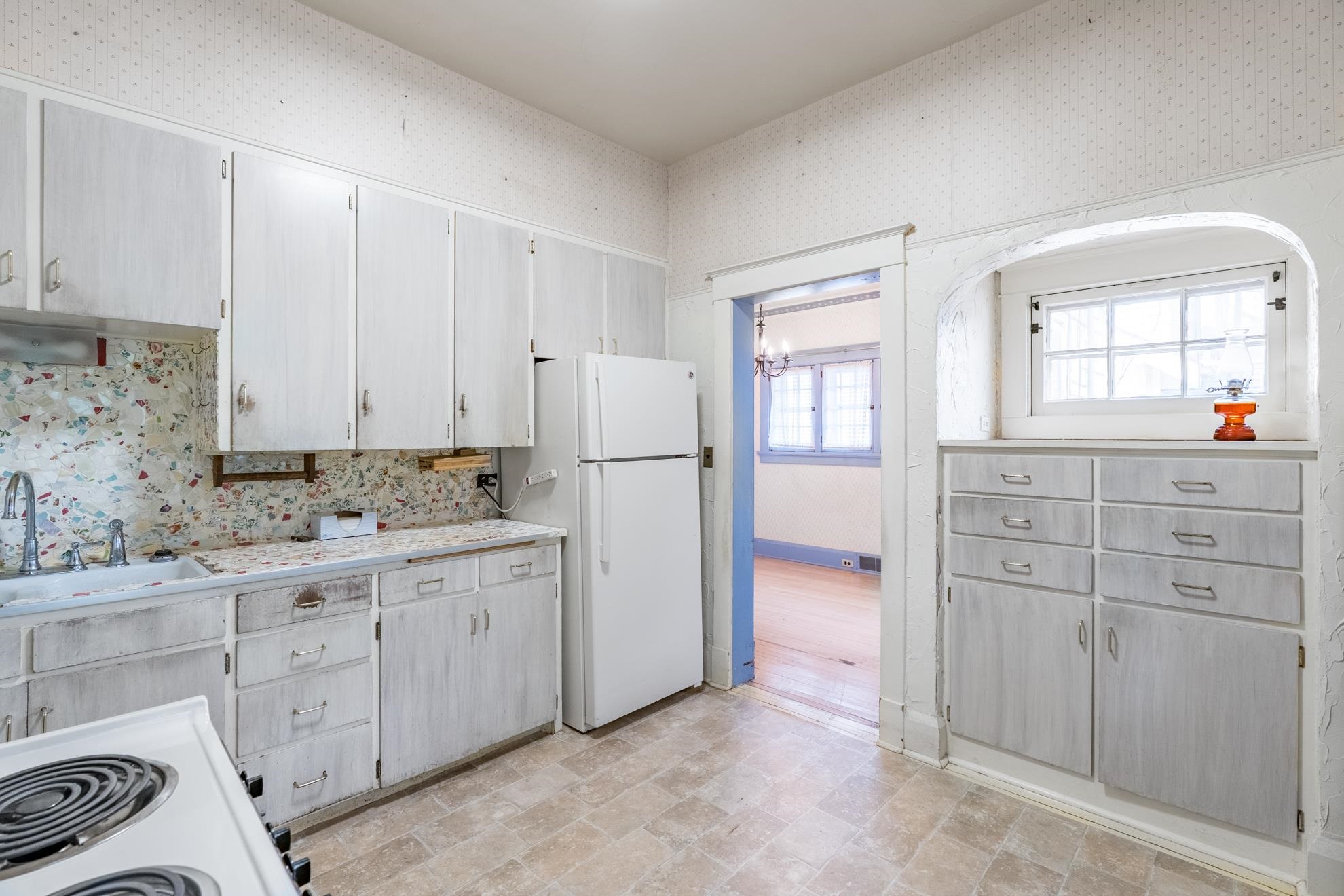 706 S 5TH AVENUE, Wausau, Wisconsin 54401, 3 Bedrooms Bedrooms, ,1 BathroomBathrooms,Residential,For Sale,706 S 5TH AVENUE,22601493