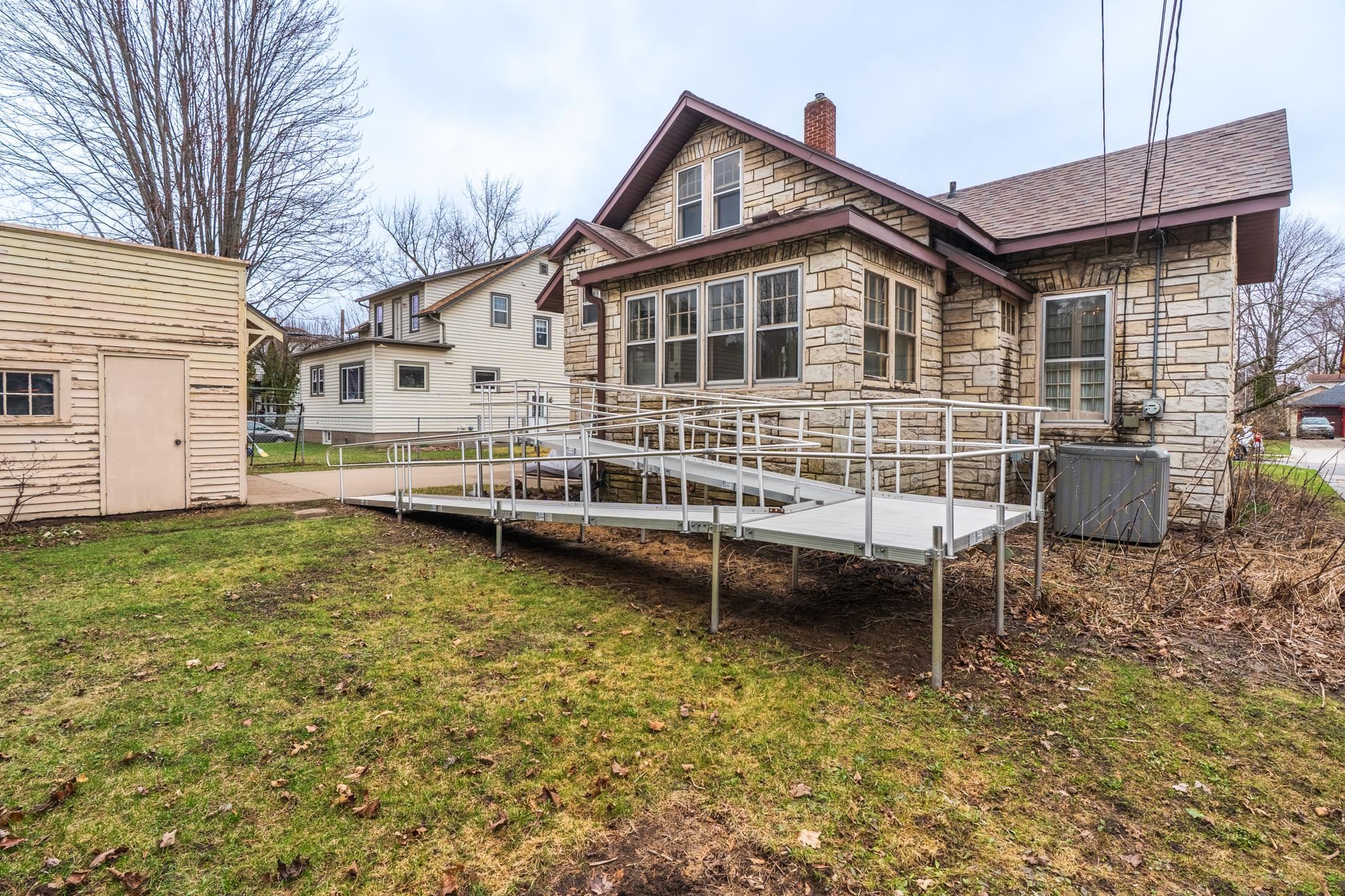 706 S 5TH AVENUE, Wausau, Wisconsin 54401, 3 Bedrooms Bedrooms, ,1 BathroomBathrooms,Residential,For Sale,706 S 5TH AVENUE,22601493