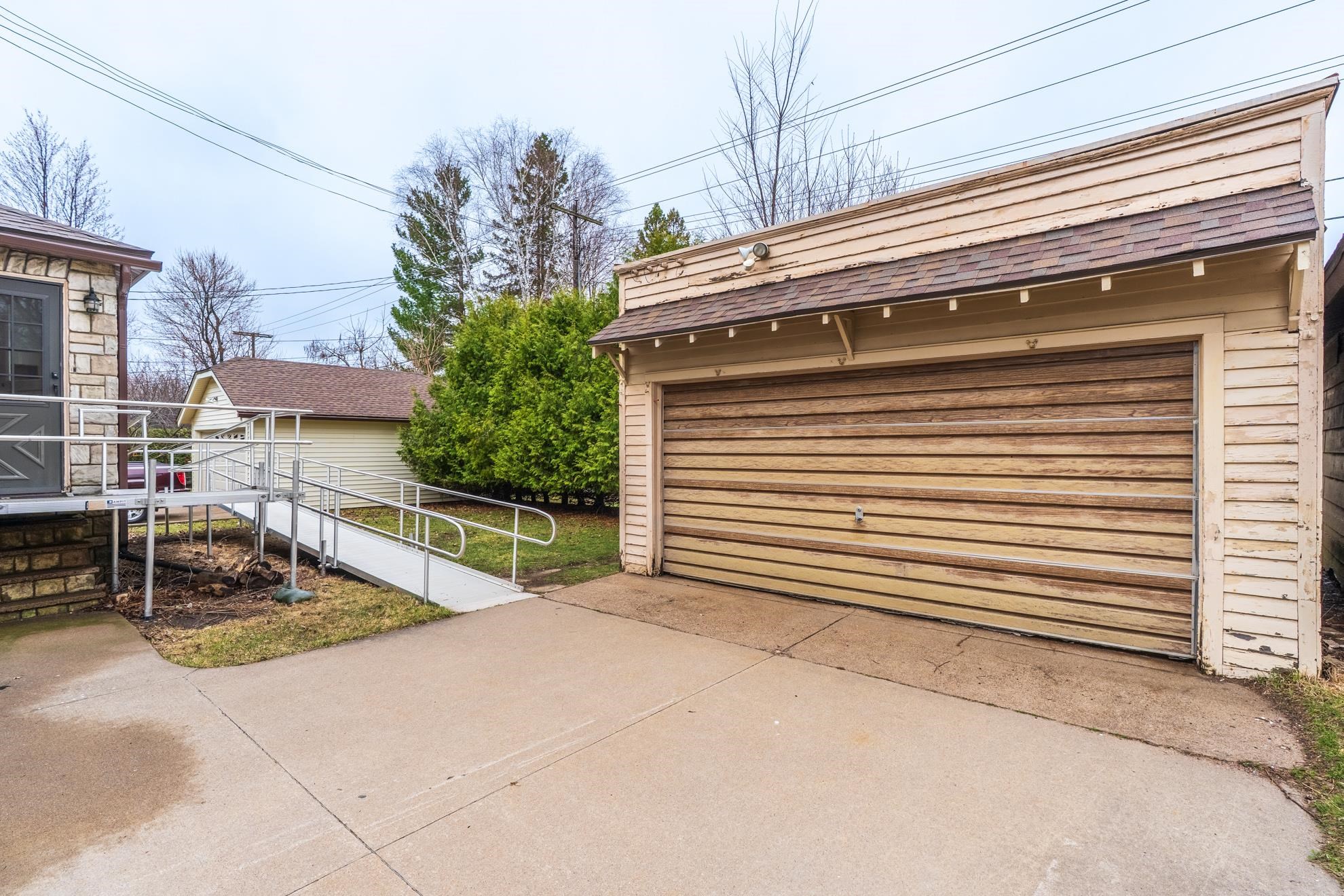 706 S 5TH AVENUE, Wausau, Wisconsin 54401, 3 Bedrooms Bedrooms, ,1 BathroomBathrooms,Residential,For Sale,706 S 5TH AVENUE,22601493