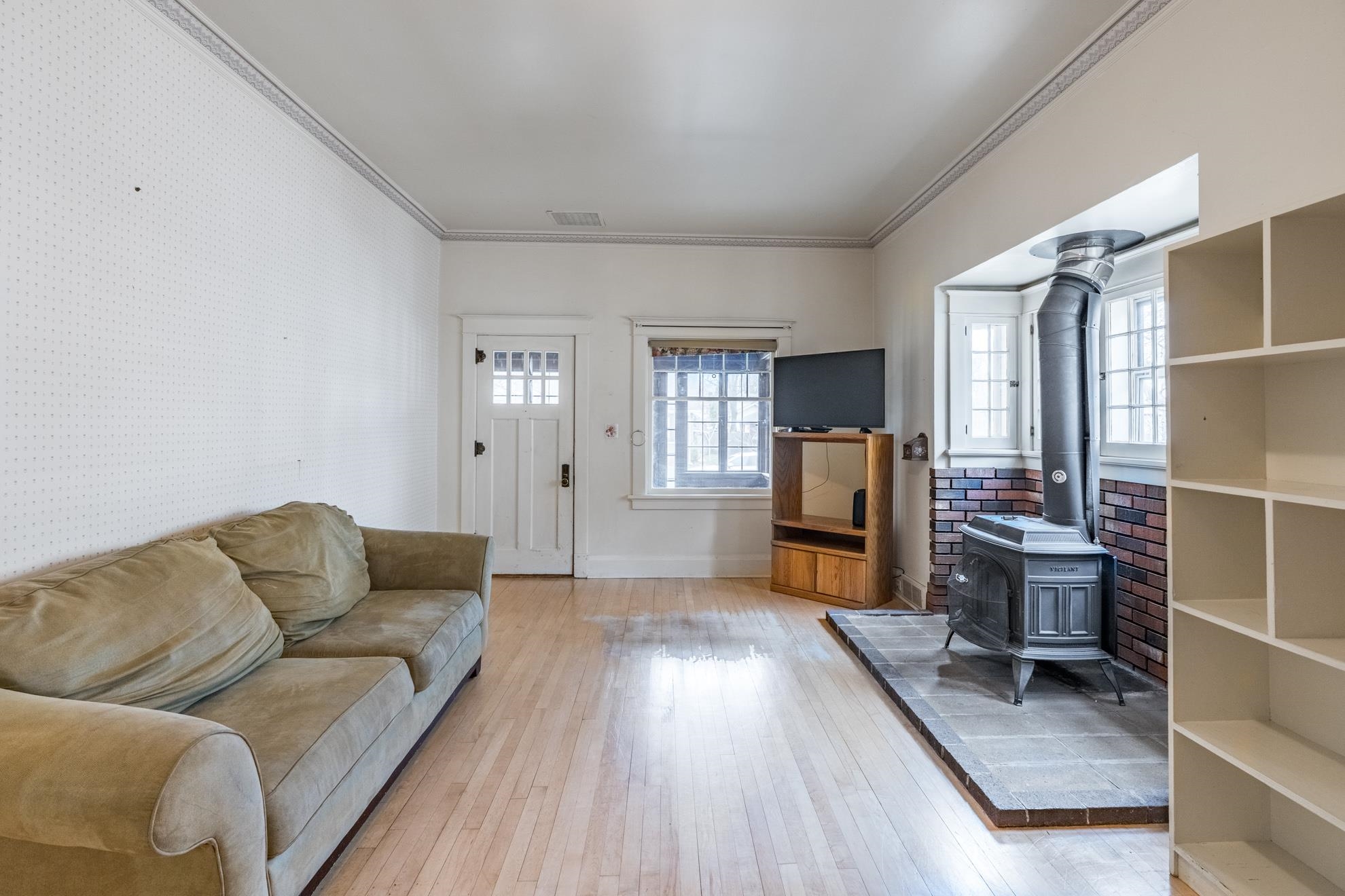 706 S 5TH AVENUE, Wausau, Wisconsin 54401, 3 Bedrooms Bedrooms, ,1 BathroomBathrooms,Residential,For Sale,706 S 5TH AVENUE,22601493