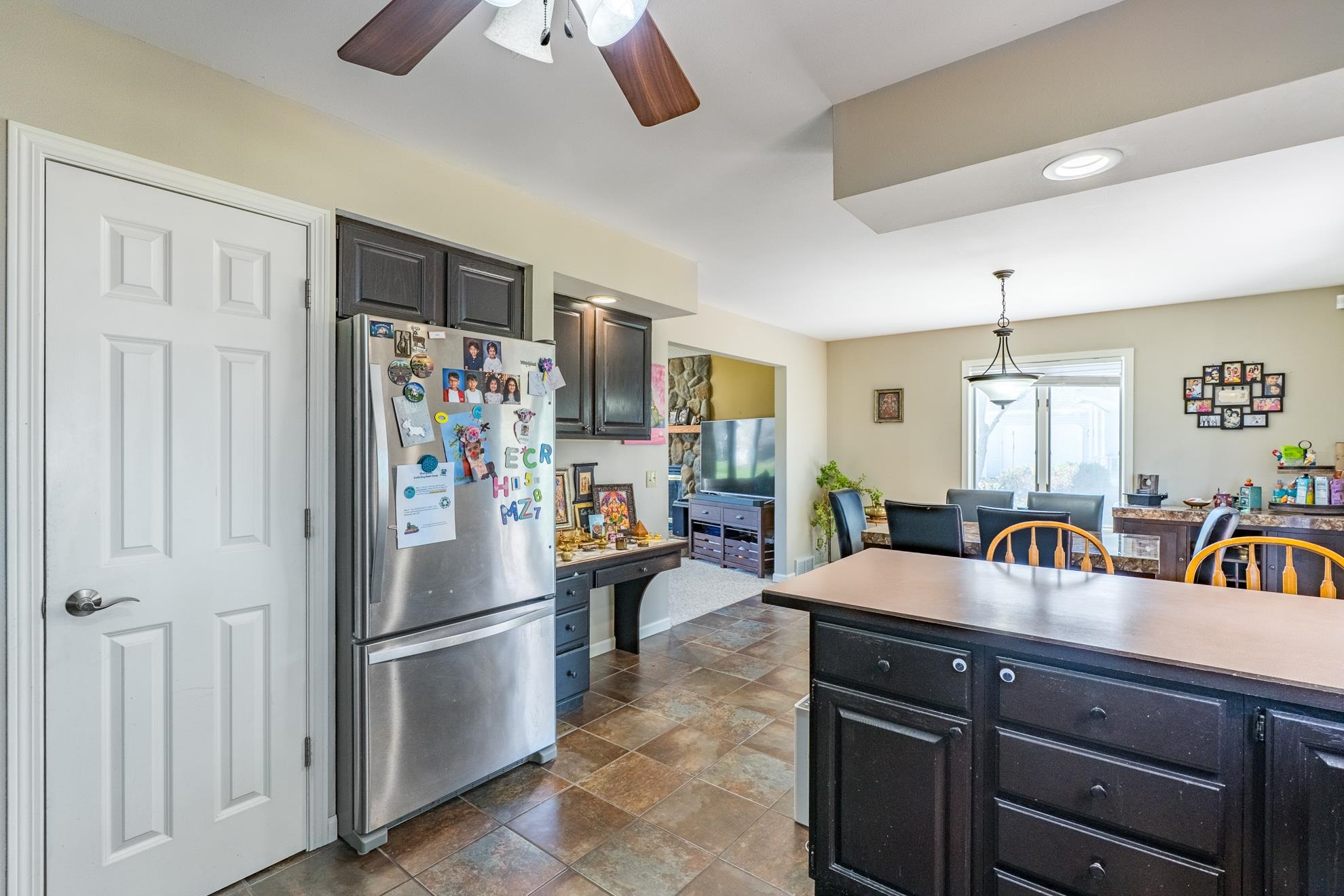 406 S LARCH AVENUE, Marshfield, Wisconsin 54449, 3 Bedrooms Bedrooms, ,2 BathroomsBathrooms,Residential,For Sale,406 S LARCH AVENUE,22601494