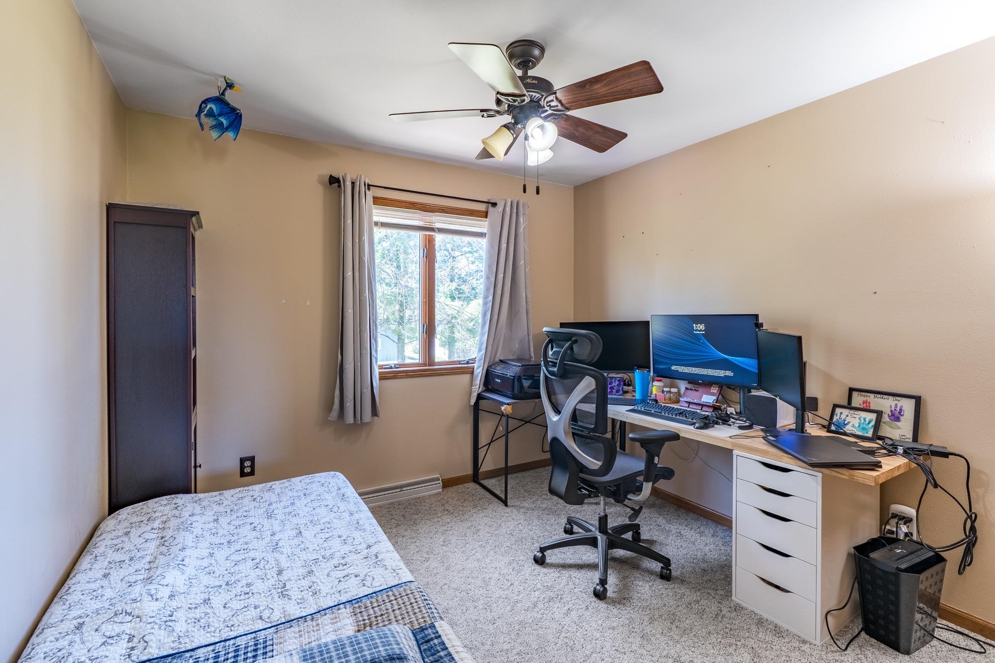 406 S LARCH AVENUE, Marshfield, Wisconsin 54449, 3 Bedrooms Bedrooms, ,2 BathroomsBathrooms,Residential,For Sale,406 S LARCH AVENUE,22601494