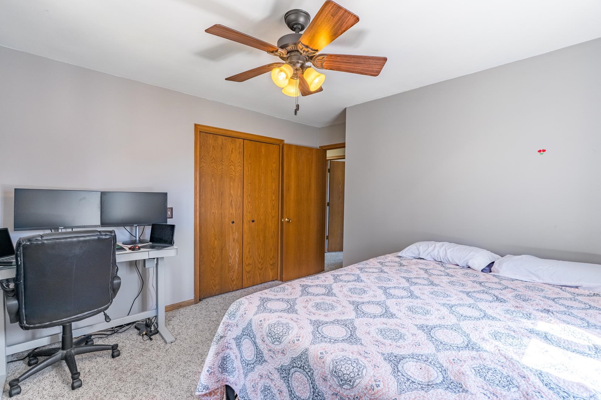 406 S LARCH AVENUE, Marshfield, Wisconsin 54449, 3 Bedrooms Bedrooms, ,2 BathroomsBathrooms,Residential,For Sale,406 S LARCH AVENUE,22601494