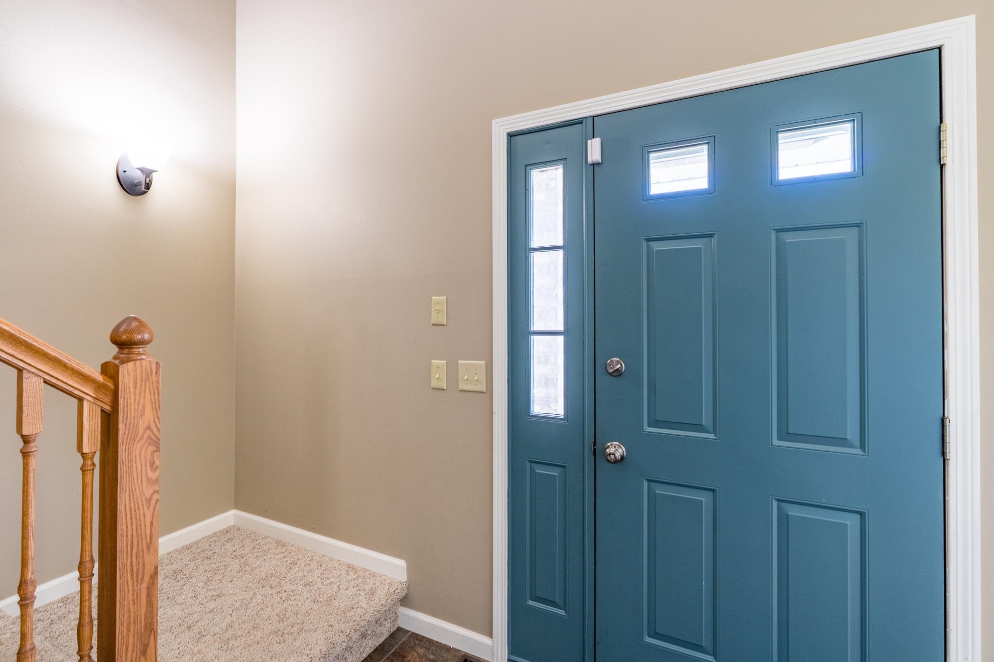 406 S LARCH AVENUE, Marshfield, Wisconsin 54449, 3 Bedrooms Bedrooms, ,2 BathroomsBathrooms,Residential,For Sale,406 S LARCH AVENUE,22601494