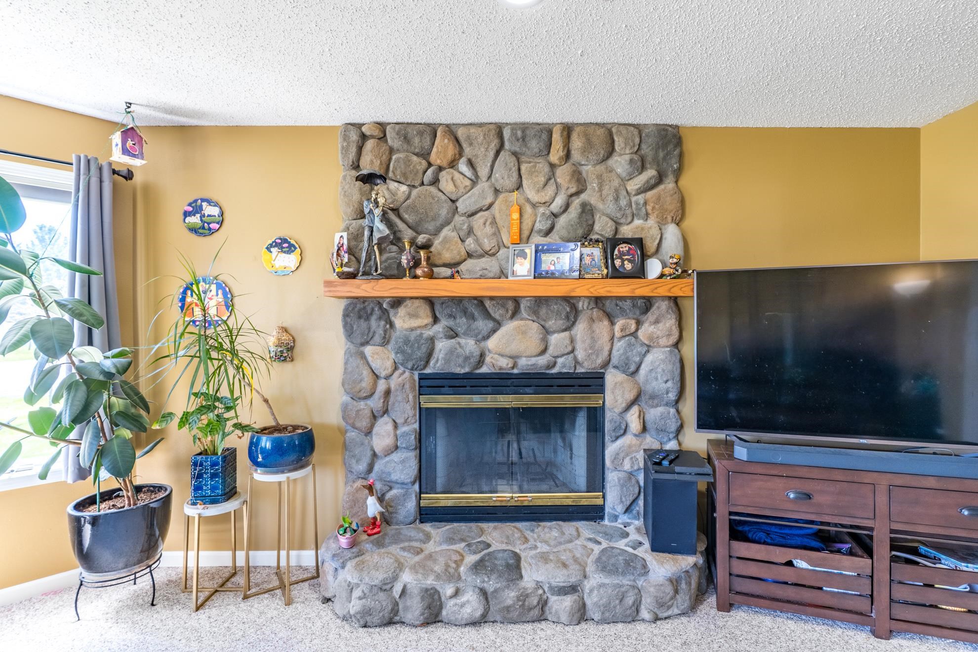 406 S LARCH AVENUE, Marshfield, Wisconsin 54449, 3 Bedrooms Bedrooms, ,2 BathroomsBathrooms,Residential,For Sale,406 S LARCH AVENUE,22601494