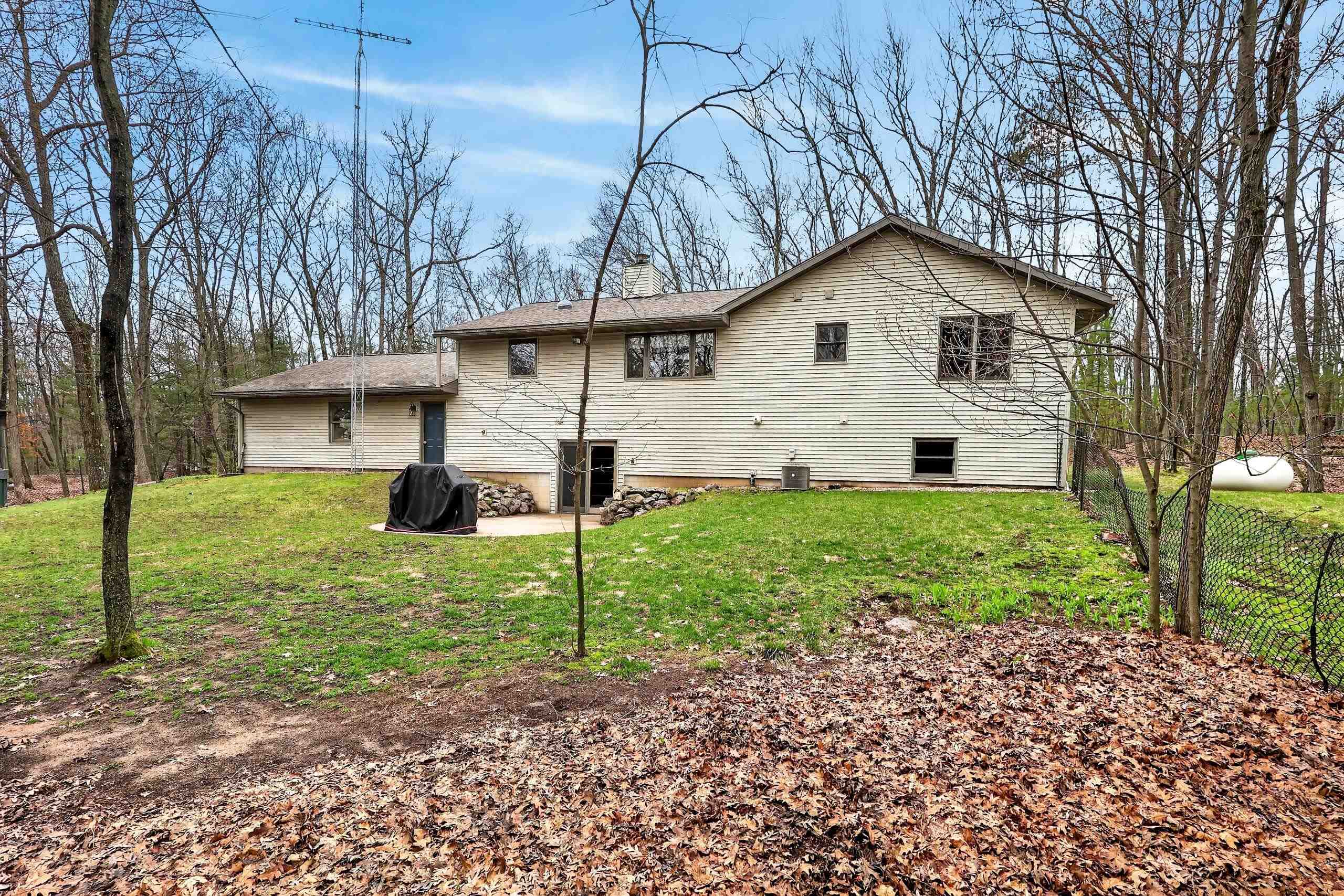 4028 WOODRIDGE TRACE, Wisconsin Rapids, Wisconsin 54495, 4 Bedrooms Bedrooms, ,2 BathroomsBathrooms,Residential,For Sale,4028 WOODRIDGE TRACE,22601495