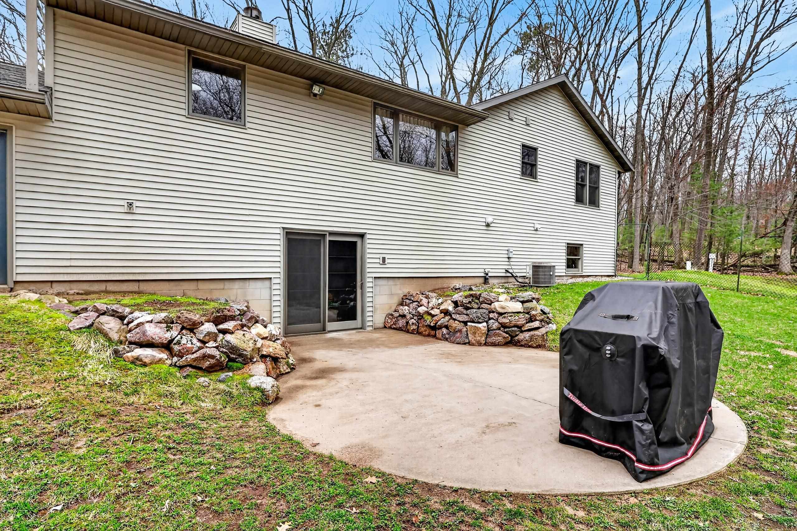 4028 WOODRIDGE TRACE, Wisconsin Rapids, Wisconsin 54495, 4 Bedrooms Bedrooms, ,2 BathroomsBathrooms,Residential,For Sale,4028 WOODRIDGE TRACE,22601495