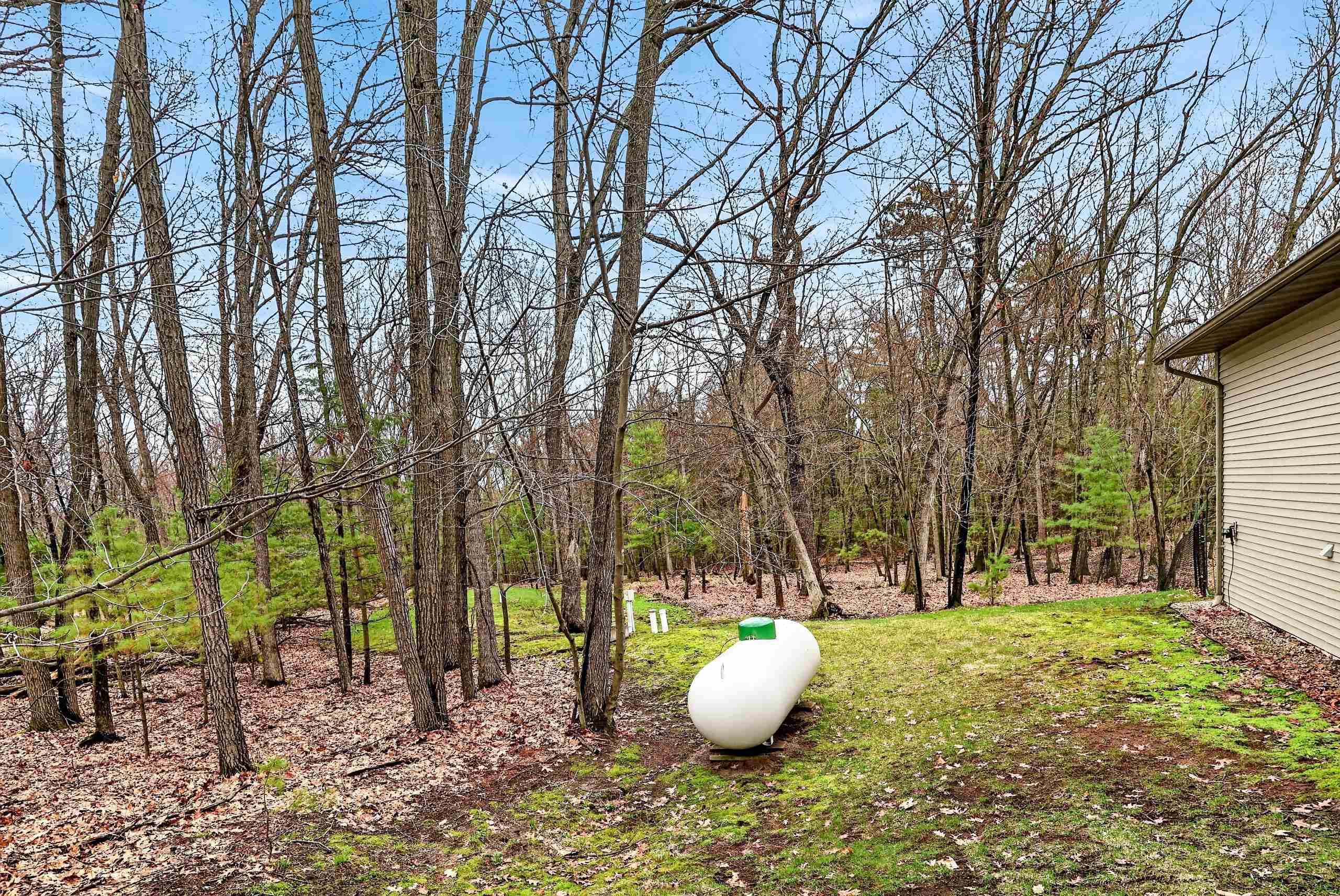 4028 WOODRIDGE TRACE, Wisconsin Rapids, Wisconsin 54495, 4 Bedrooms Bedrooms, ,2 BathroomsBathrooms,Residential,For Sale,4028 WOODRIDGE TRACE,22601495