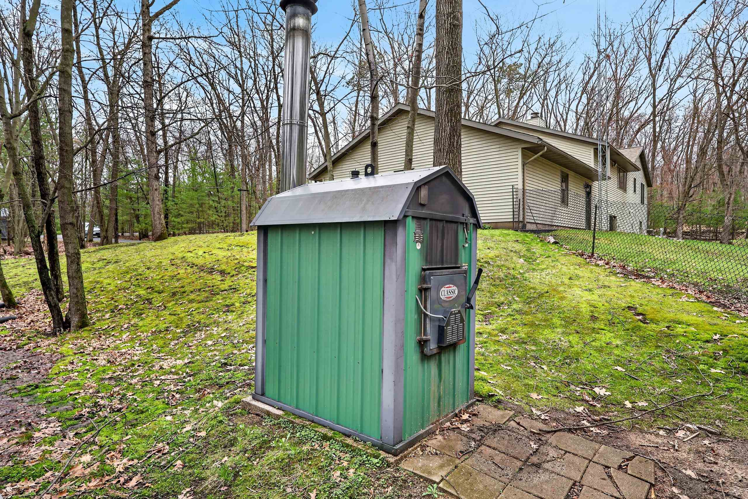 4028 WOODRIDGE TRACE, Wisconsin Rapids, Wisconsin 54495, 4 Bedrooms Bedrooms, ,2 BathroomsBathrooms,Residential,For Sale,4028 WOODRIDGE TRACE,22601495