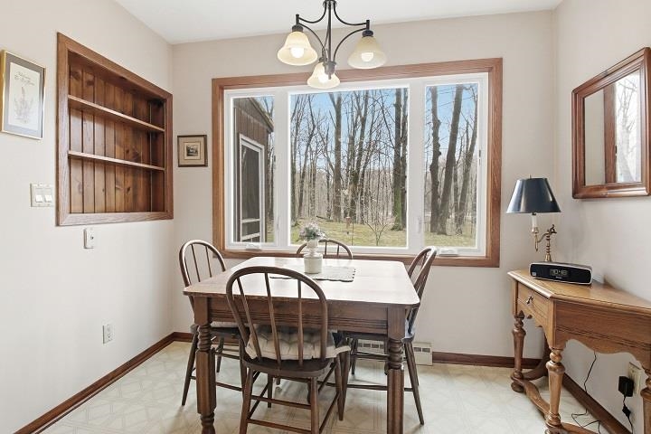 10633 COUNTY ROAD BB, Marshfield, Wisconsin 54449, 3 Bedrooms Bedrooms, ,2 BathroomsBathrooms,Residential,For Sale,10633 COUNTY ROAD BB,22601500