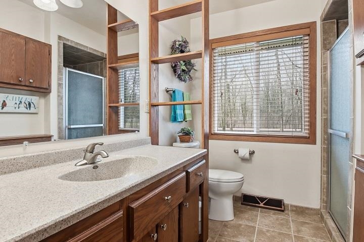 10633 COUNTY ROAD BB, Marshfield, Wisconsin 54449, 3 Bedrooms Bedrooms, ,2 BathroomsBathrooms,Residential,For Sale,10633 COUNTY ROAD BB,22601500