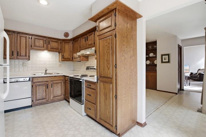 10633 COUNTY ROAD BB, Marshfield, Wisconsin 54449, 3 Bedrooms Bedrooms, ,2 BathroomsBathrooms,Residential,For Sale,10633 COUNTY ROAD BB,22601500