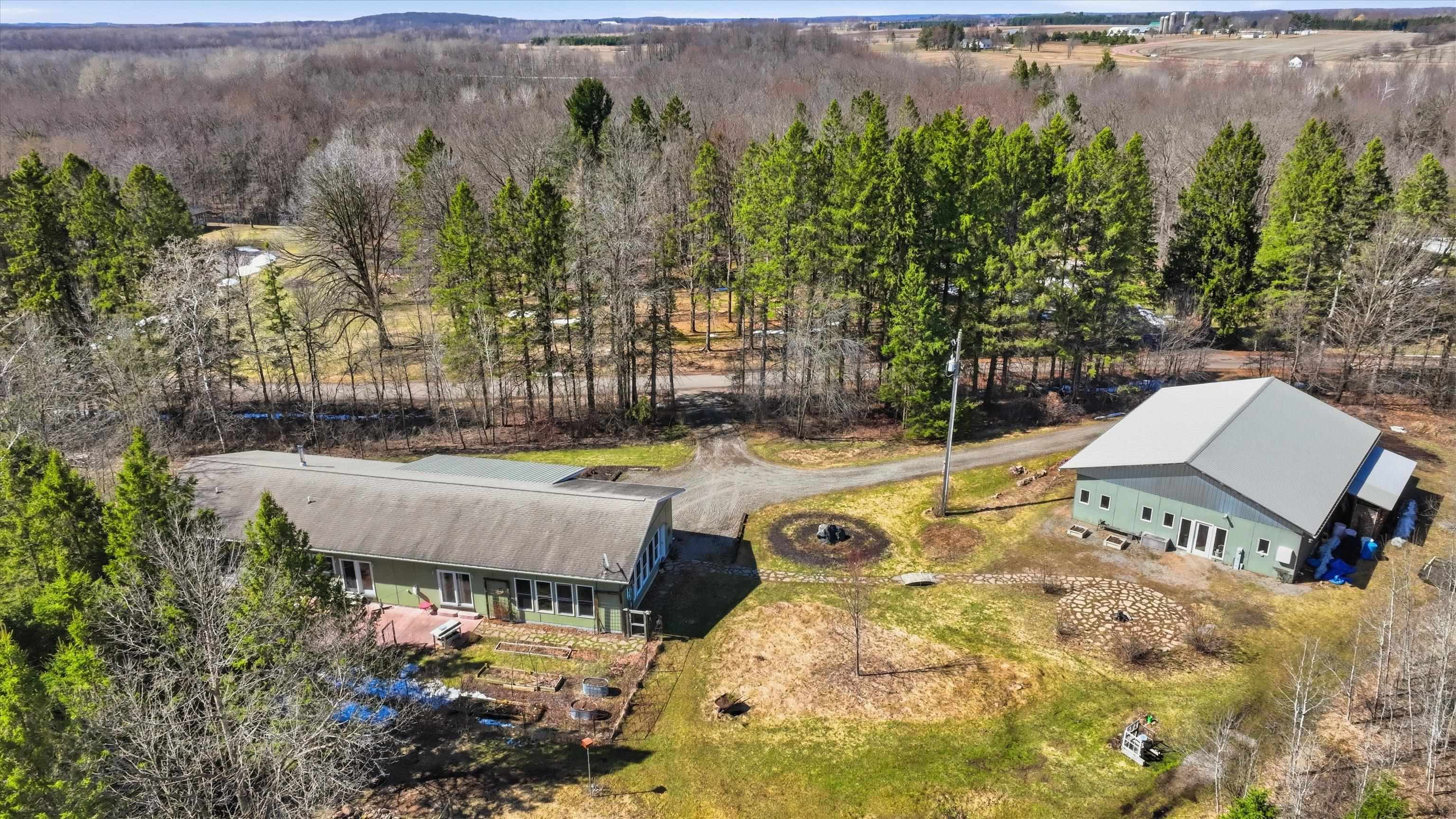 112129 OLD SUGARBUSH LANE, Marshfield, Wisconsin 54449, 3 Bedrooms Bedrooms, ,4 BathroomsBathrooms,Residential,For Sale,112129 OLD SUGARBUSH LANE,22601501