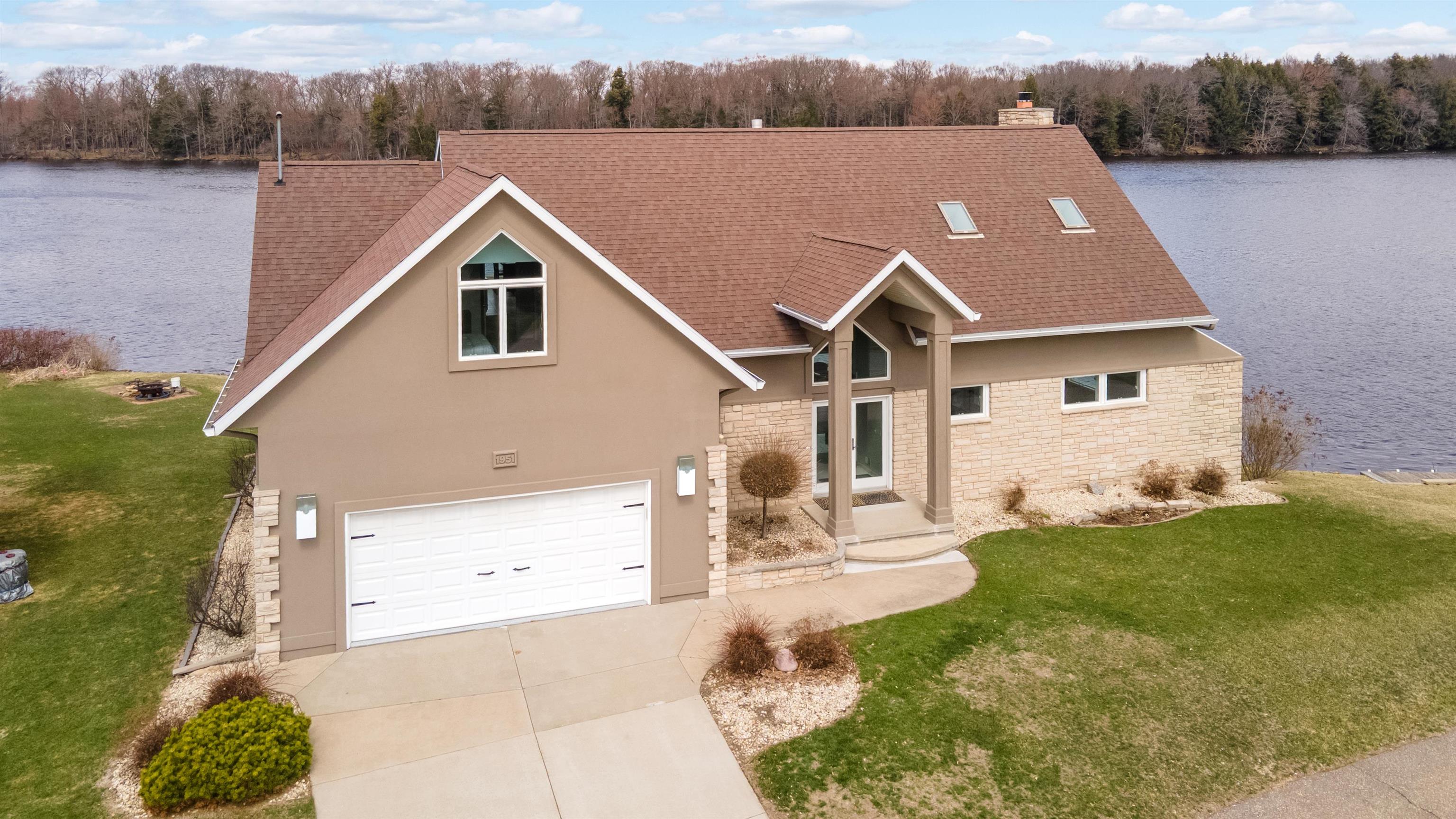 1951 1ST STREET NORTH, Wisconsin Rapids, Wisconsin 54494, 5 Bedrooms Bedrooms, ,3 BathroomsBathrooms,Residential,For Sale,1951 1ST STREET NORTH,22601504