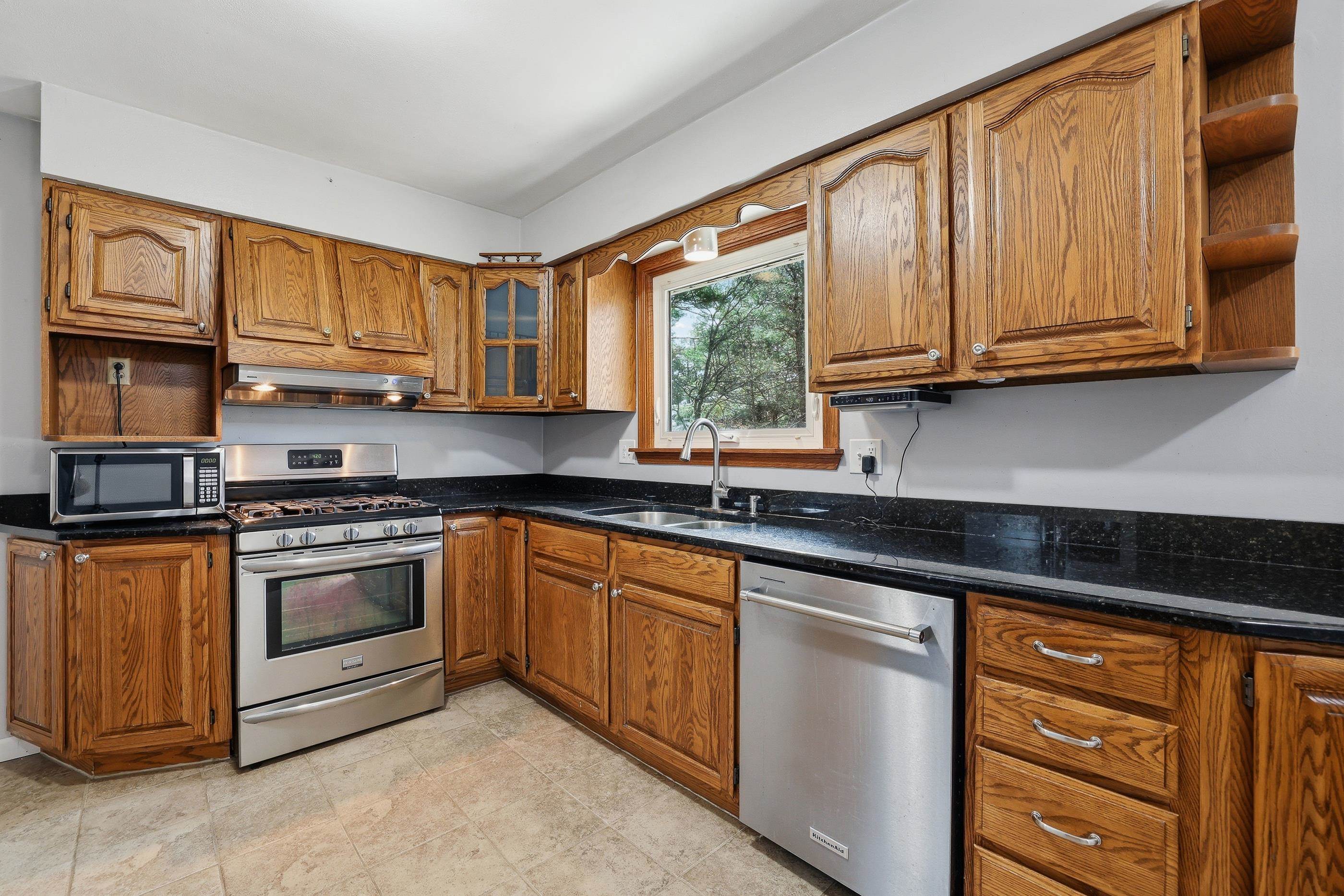 5219 JORDAN ROAD, Stevens Point, Wisconsin 54482, 3 Bedrooms Bedrooms, ,2 BathroomsBathrooms,Residential,For Sale,5219 JORDAN ROAD,22601505