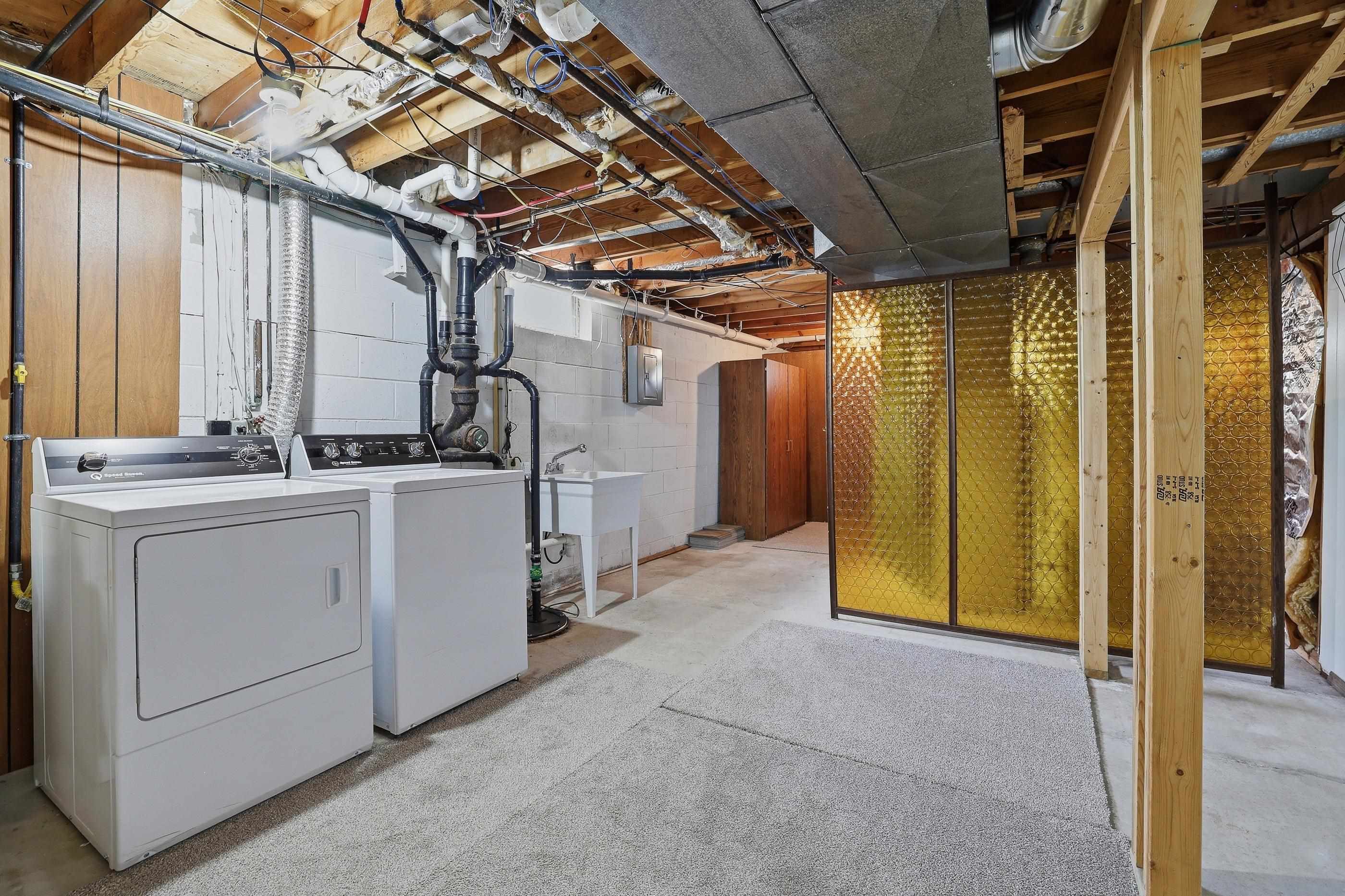 5219 JORDAN ROAD, Stevens Point, Wisconsin 54482, 3 Bedrooms Bedrooms, ,2 BathroomsBathrooms,Residential,For Sale,5219 JORDAN ROAD,22601505