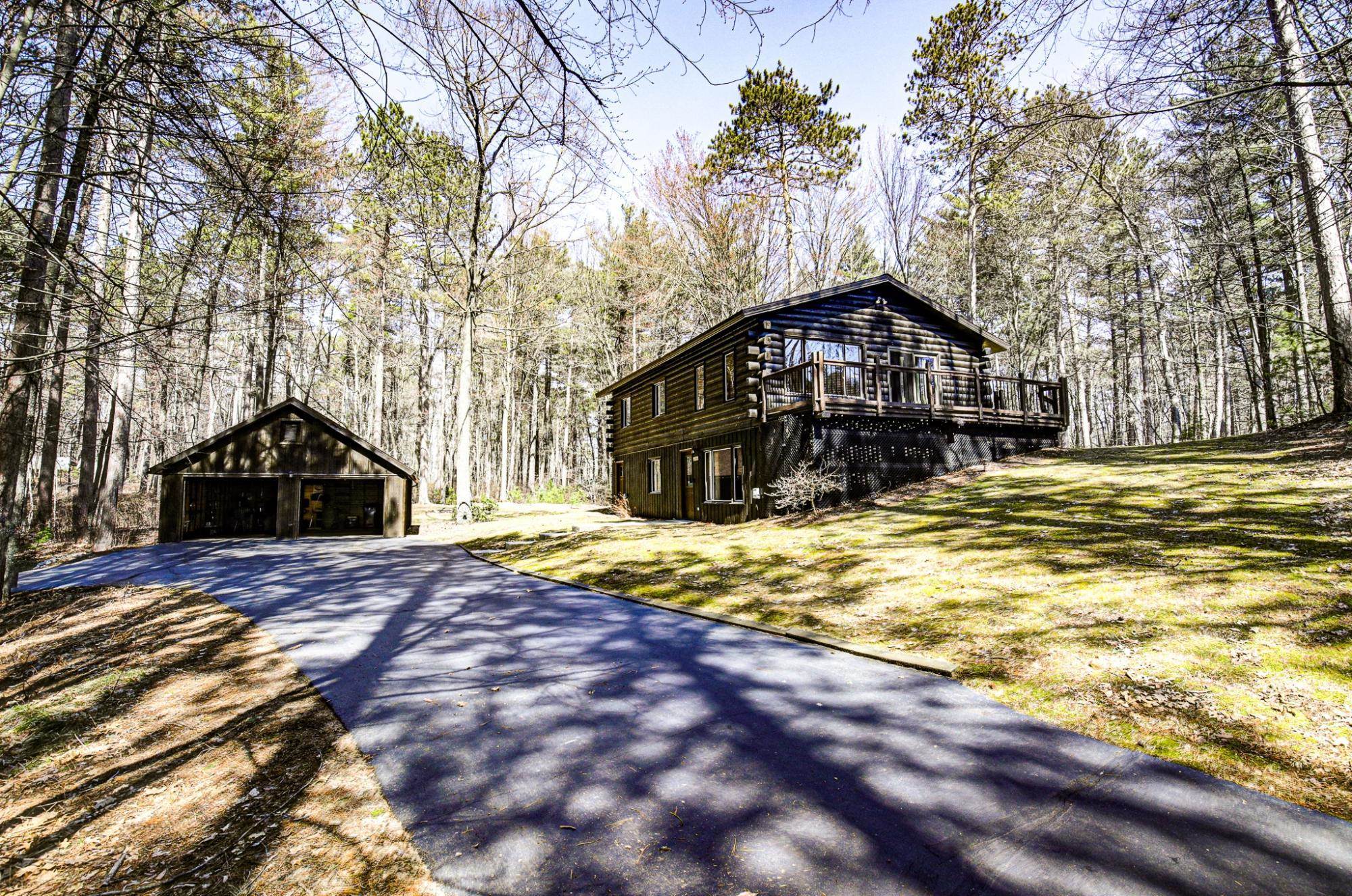 2138 SUNSET DRIVE, Tomahawk, Wisconsin 54487, 3 Bedrooms Bedrooms, ,1 BathroomBathrooms,Residential,For Sale,2138 SUNSET DRIVE,22601508