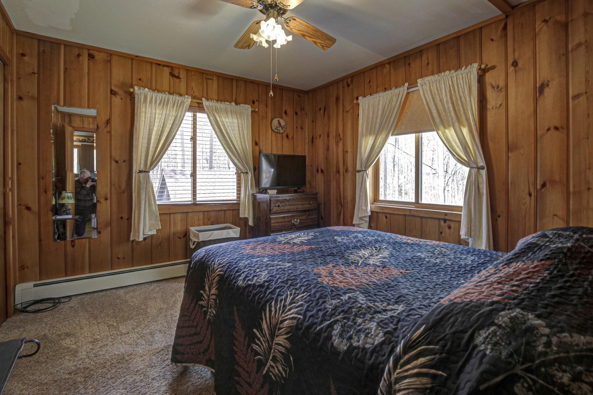 2138 SUNSET DRIVE, Tomahawk, Wisconsin 54487, 3 Bedrooms Bedrooms, ,1 BathroomBathrooms,Residential,For Sale,2138 SUNSET DRIVE,22601508