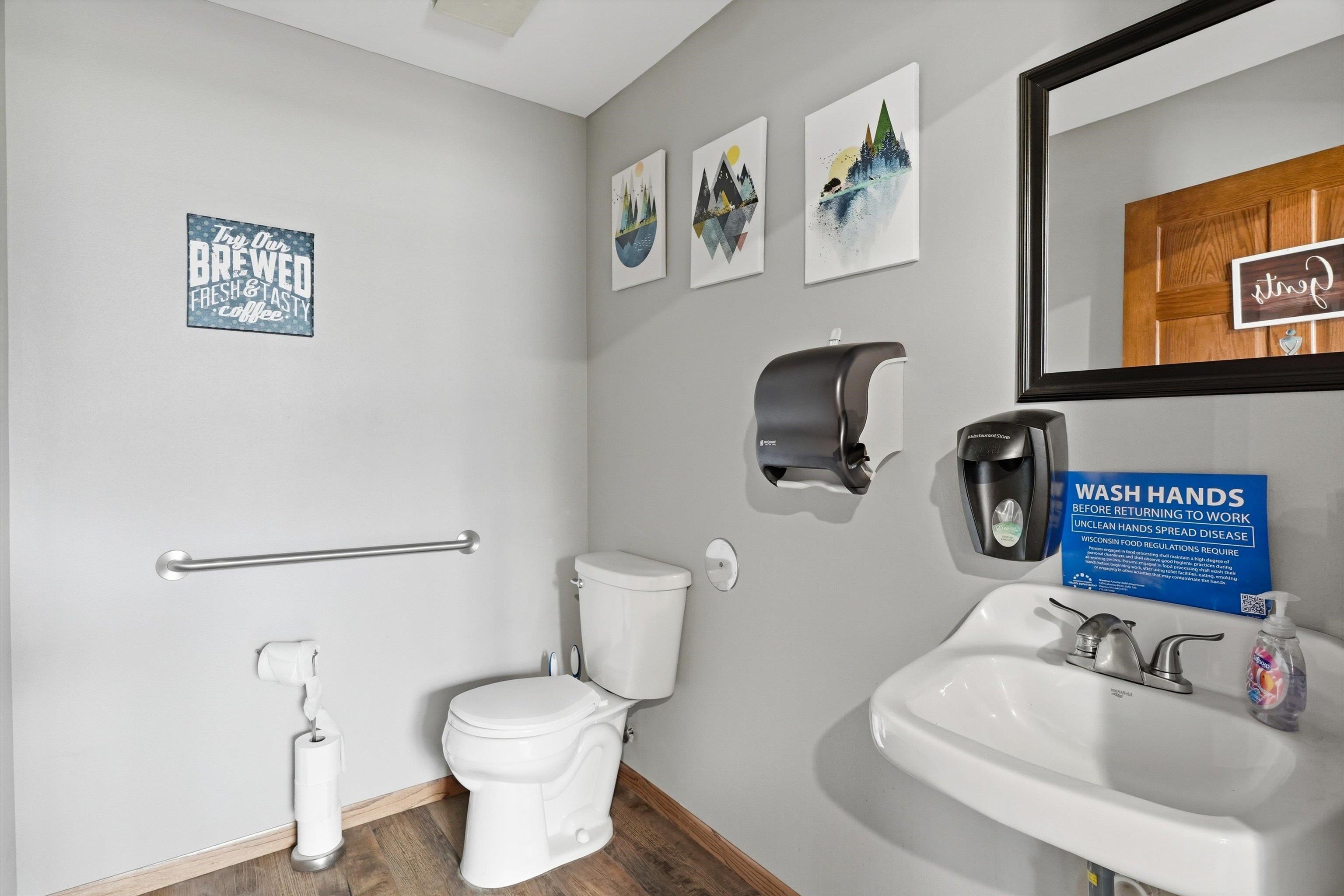 212900 LEGION STREET, Stratford, Wisconsin 54484, ,Commercial/industrial,For Sale,212900 LEGION STREET,22601509