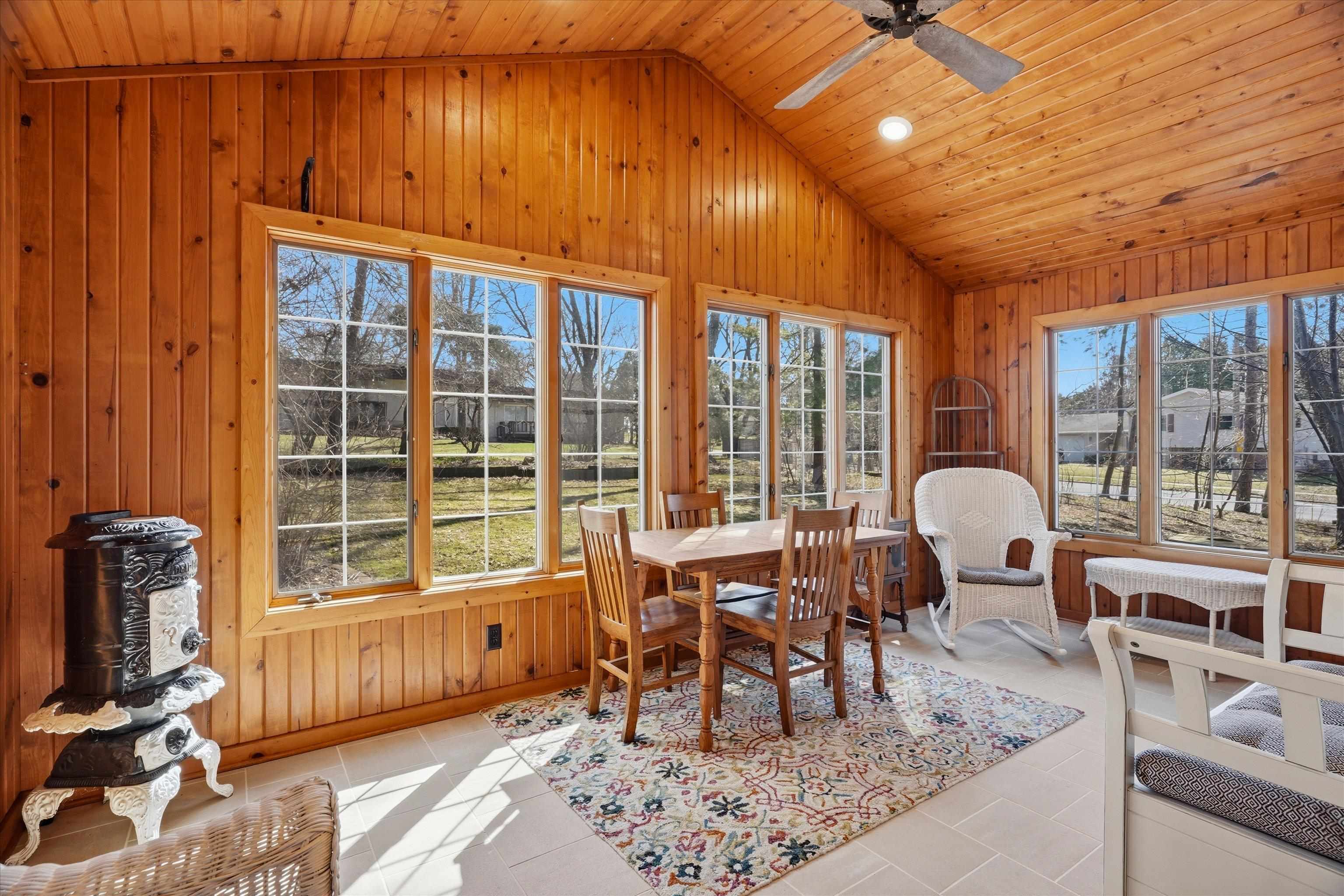 1301 N BROADWAY AVENUE, Marshfield, Wisconsin 54449, 5 Bedrooms Bedrooms, ,3 BathroomsBathrooms,Residential,For Sale,1301 N BROADWAY AVENUE,22601511