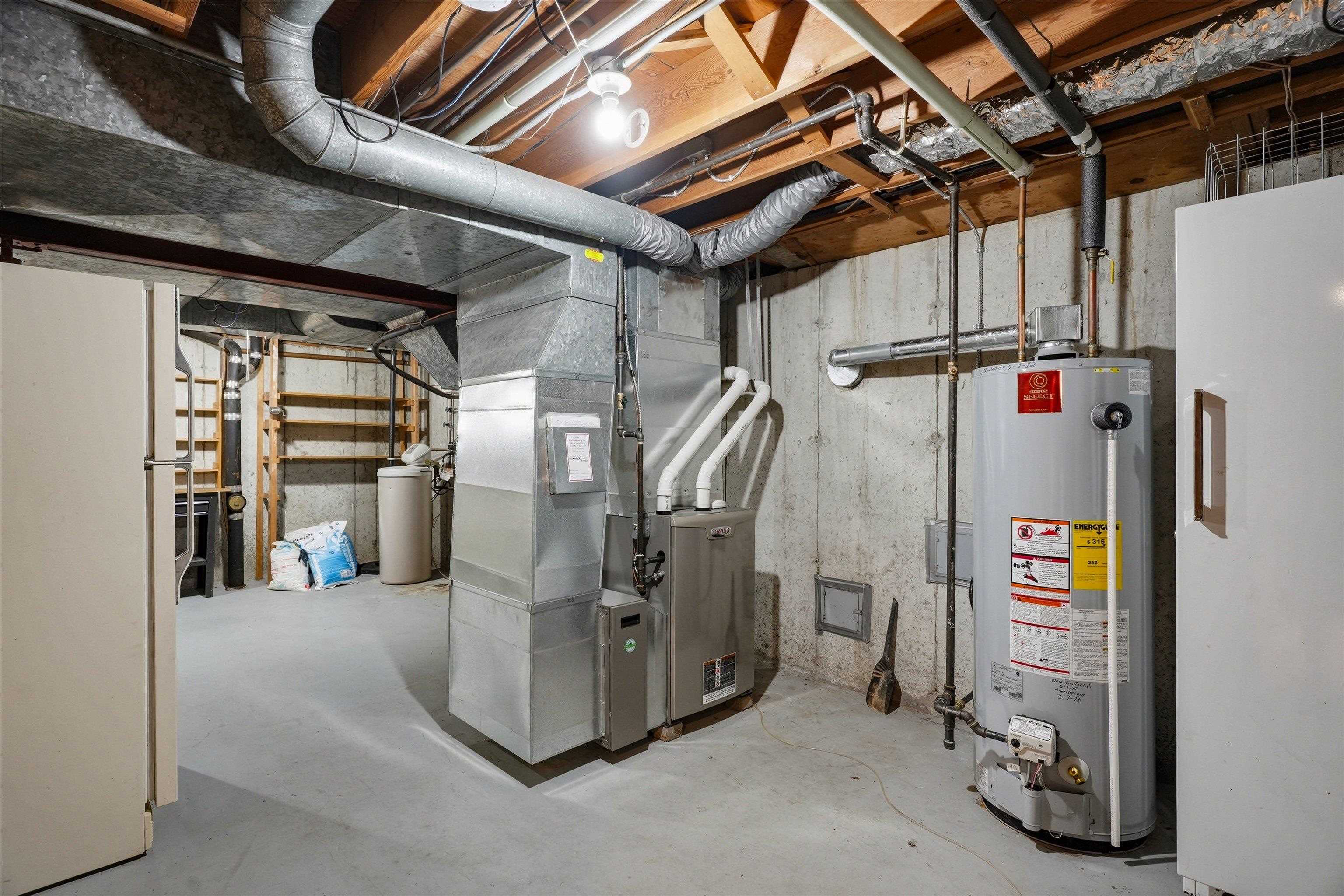 1301 N BROADWAY AVENUE, Marshfield, Wisconsin 54449, 5 Bedrooms Bedrooms, ,3 BathroomsBathrooms,Residential,For Sale,1301 N BROADWAY AVENUE,22601511