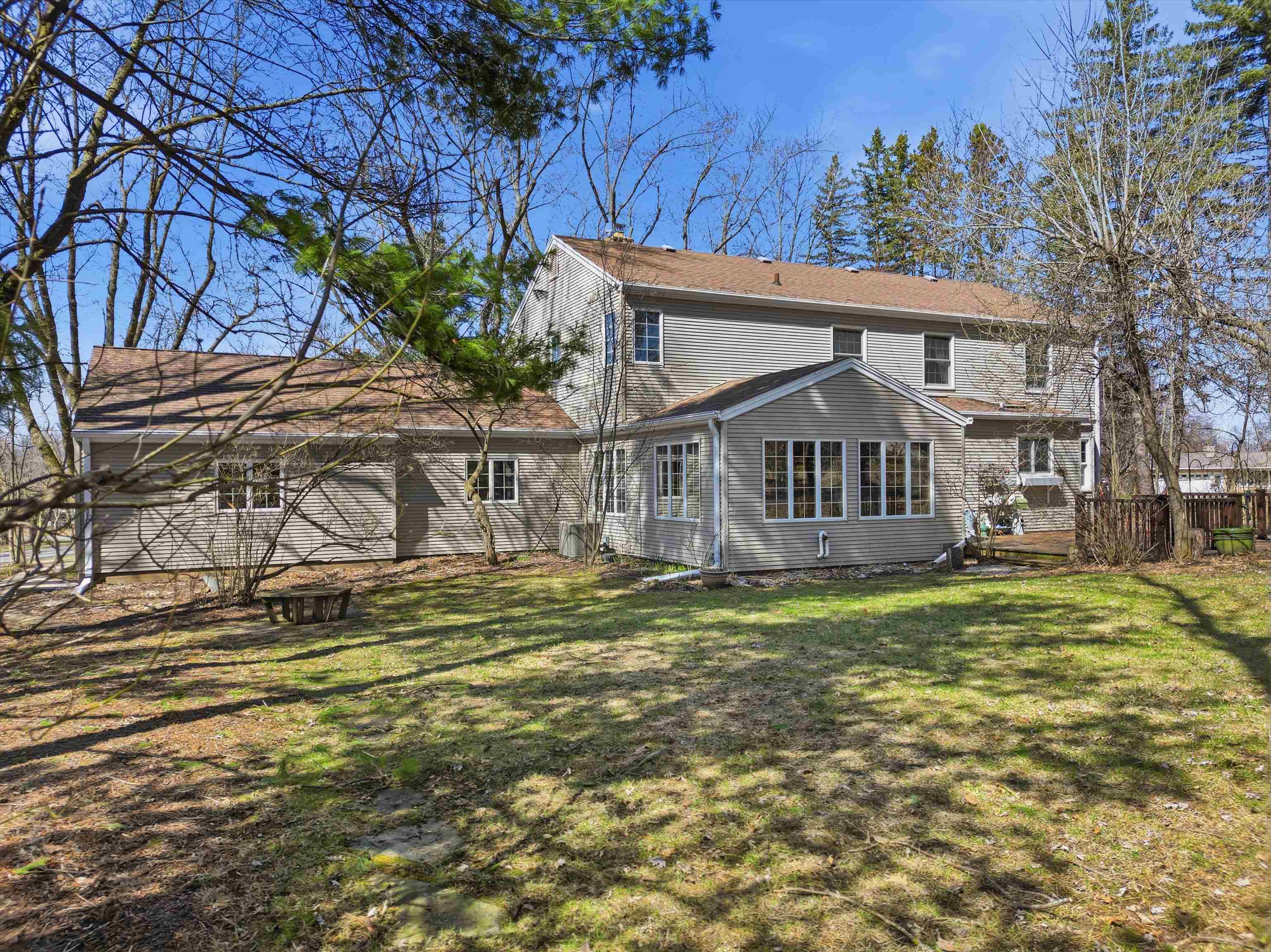 1301 N BROADWAY AVENUE, Marshfield, Wisconsin 54449, 5 Bedrooms Bedrooms, ,3 BathroomsBathrooms,Residential,For Sale,1301 N BROADWAY AVENUE,22601511