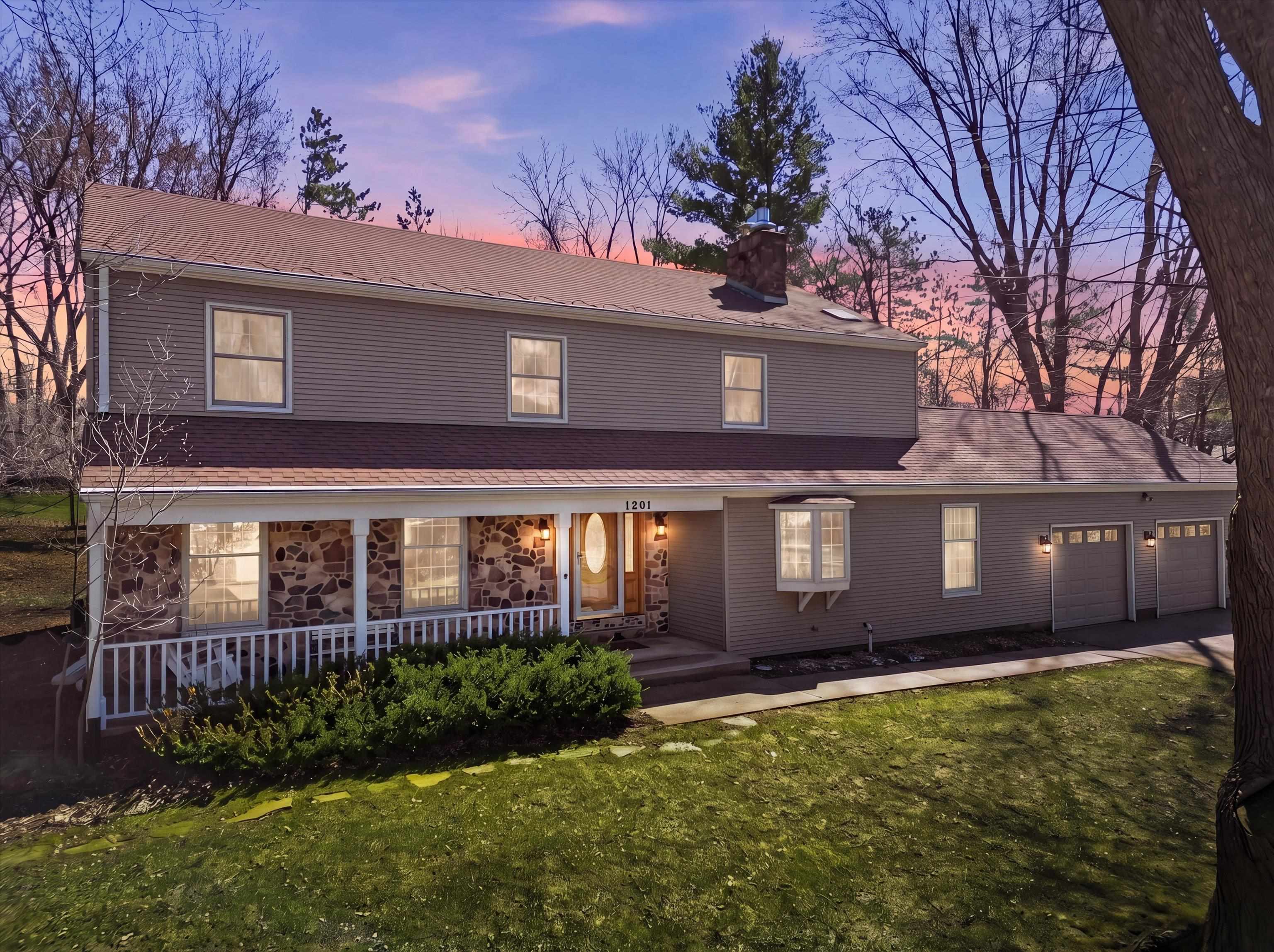 1301 N BROADWAY AVENUE, Marshfield, Wisconsin 54449, 5 Bedrooms Bedrooms, ,3 BathroomsBathrooms,Residential,For Sale,1301 N BROADWAY AVENUE,22601511