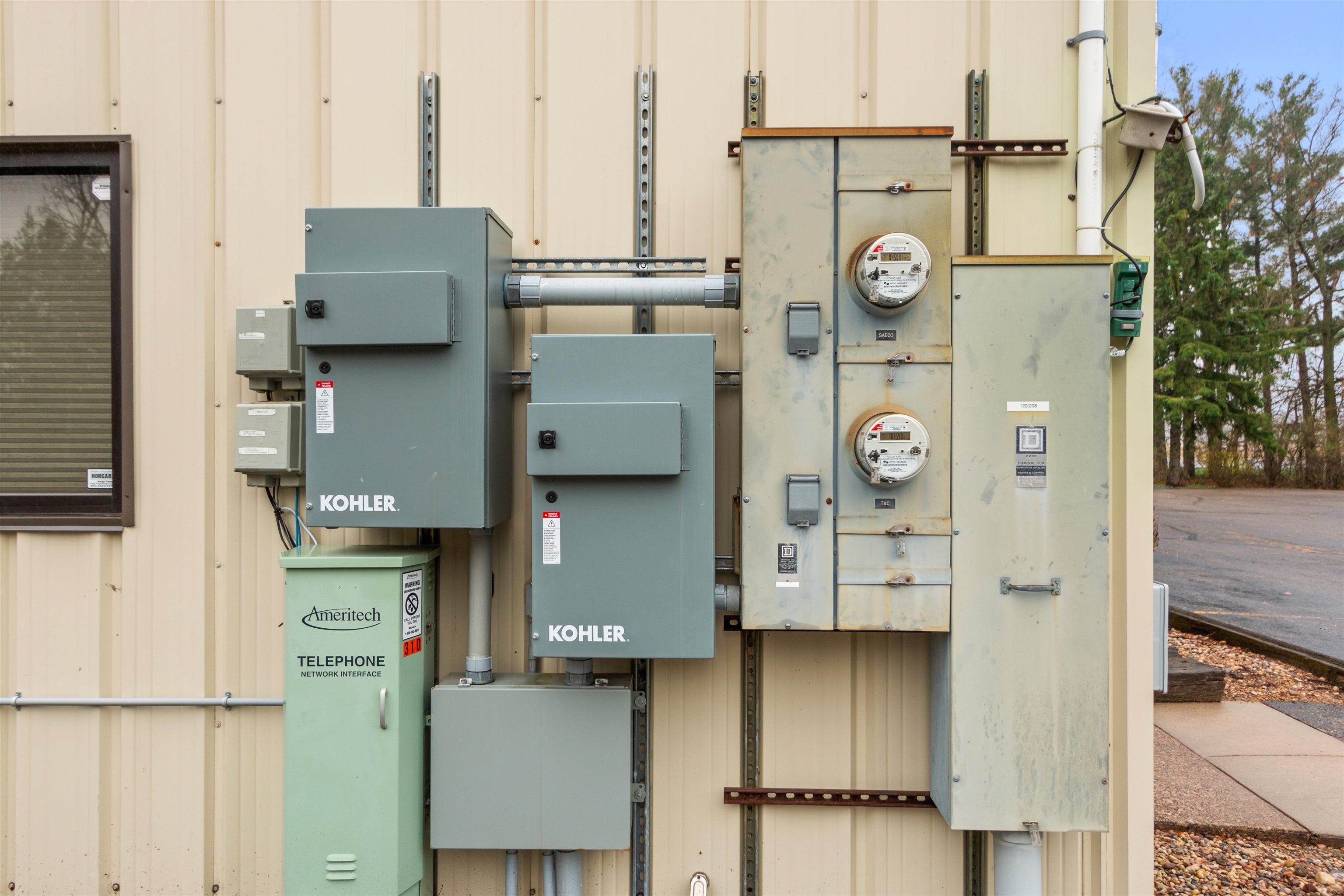 300-310 PLOVER ROAD, Plover, Wisconsin 54467, ,Commercial/industrial,For Sale,300-310 PLOVER ROAD,22601512