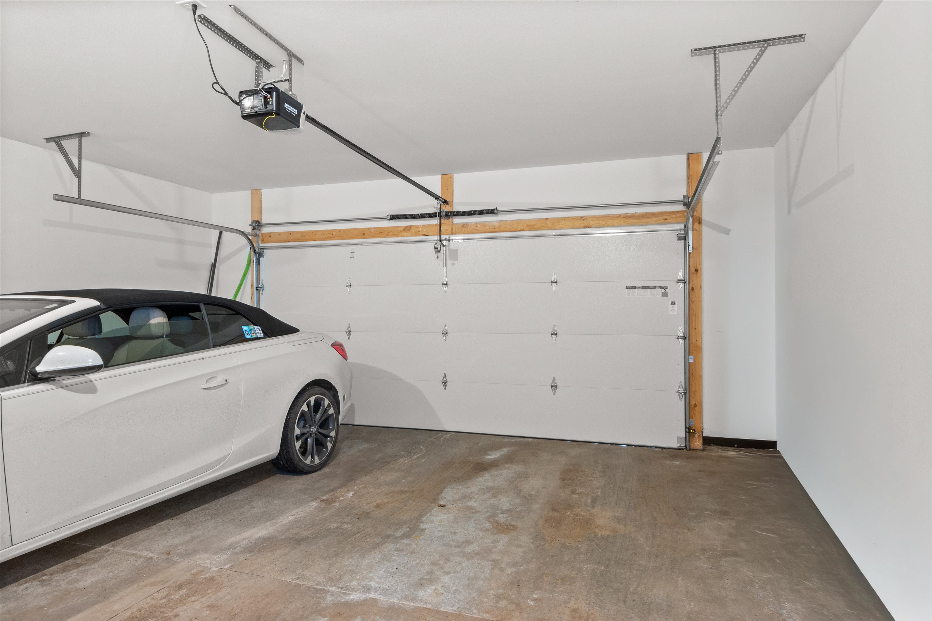 5797/5799 SANDPIPER DRIVE, Stevens Point, Wisconsin 54482, 3 Bedrooms Bedrooms, ,2 BathroomsBathrooms,Multi-family,For Sale,5797/5799 SANDPIPER DRIVE,22601513