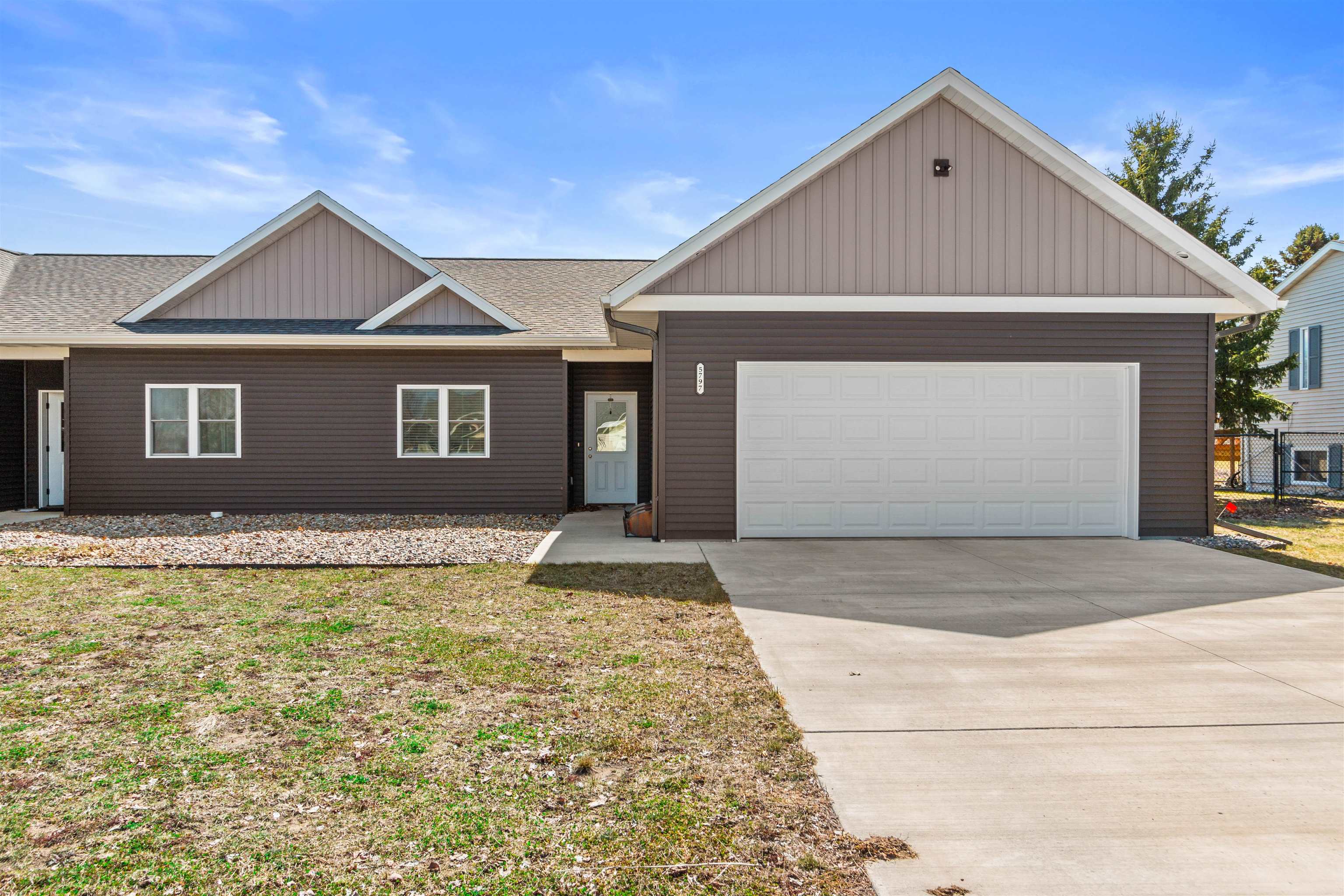 5797/5799 SANDPIPER DRIVE, Stevens Point, Wisconsin 54482, 3 Bedrooms Bedrooms, ,2 BathroomsBathrooms,Multi-family,For Sale,5797/5799 SANDPIPER DRIVE,22601513