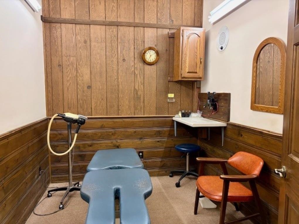 320 ROSS AVENUE, Schofield, Wisconsin 54476, ,Commercial/industrial,For Sale,320 ROSS AVENUE,22601515