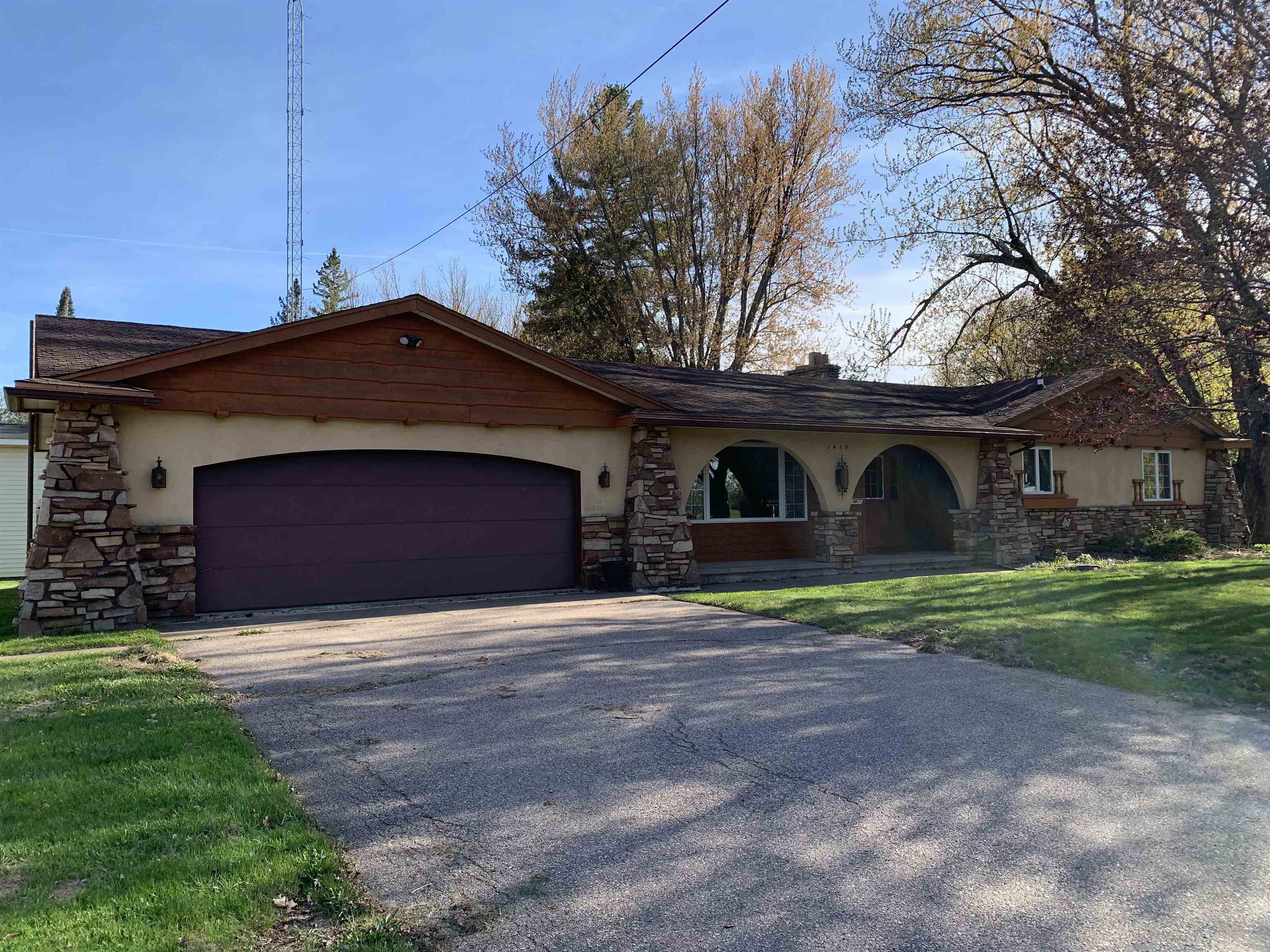1415 1ST AVENUE, Antigo, Wisconsin 54409, 3 Bedrooms Bedrooms, ,1 BathroomBathrooms,Residential,For Sale,1415 1ST AVENUE,22601517