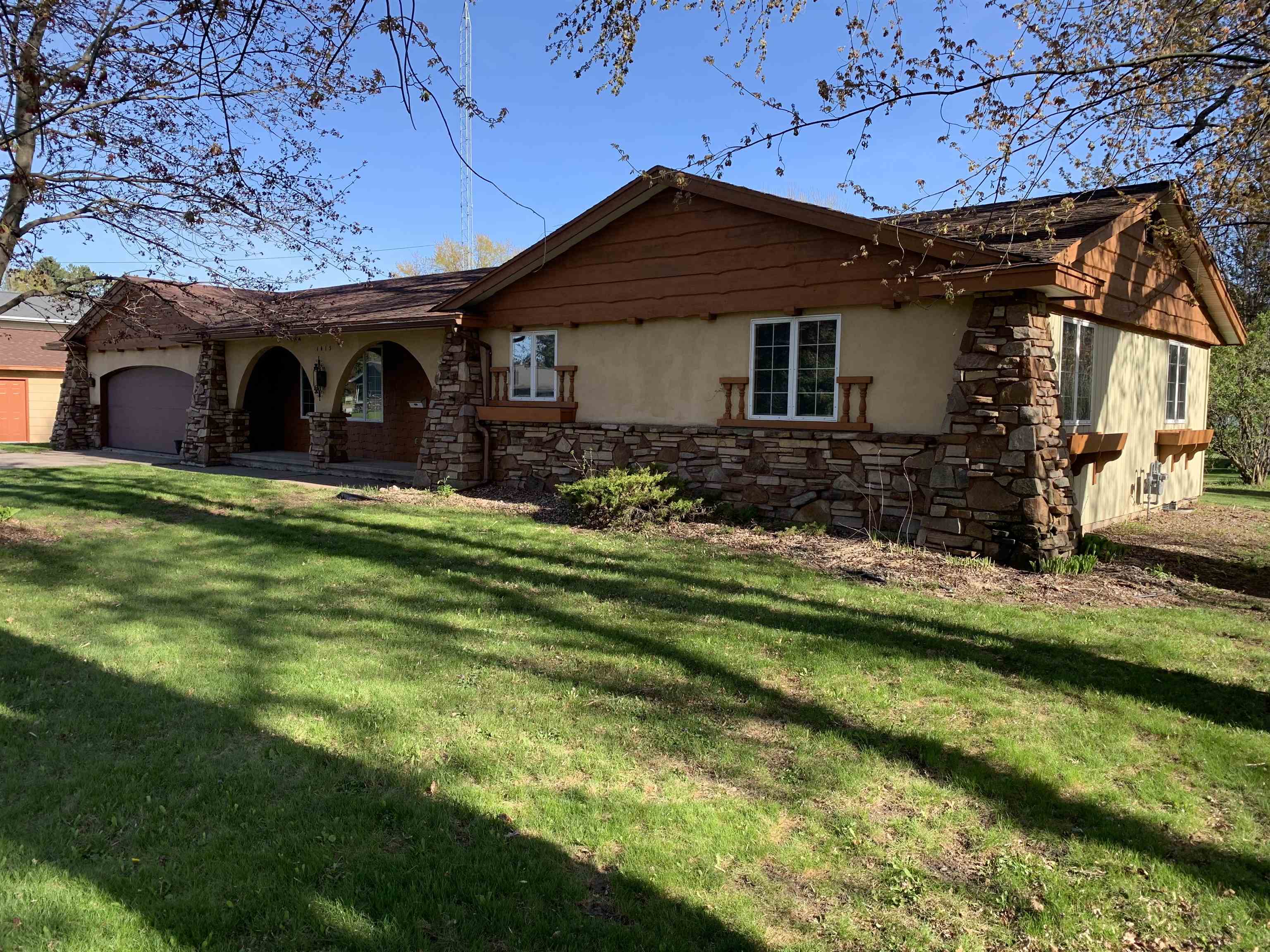 1415 1ST AVENUE, Antigo, Wisconsin 54409, 3 Bedrooms Bedrooms, ,1 BathroomBathrooms,Residential,For Sale,1415 1ST AVENUE,22601517