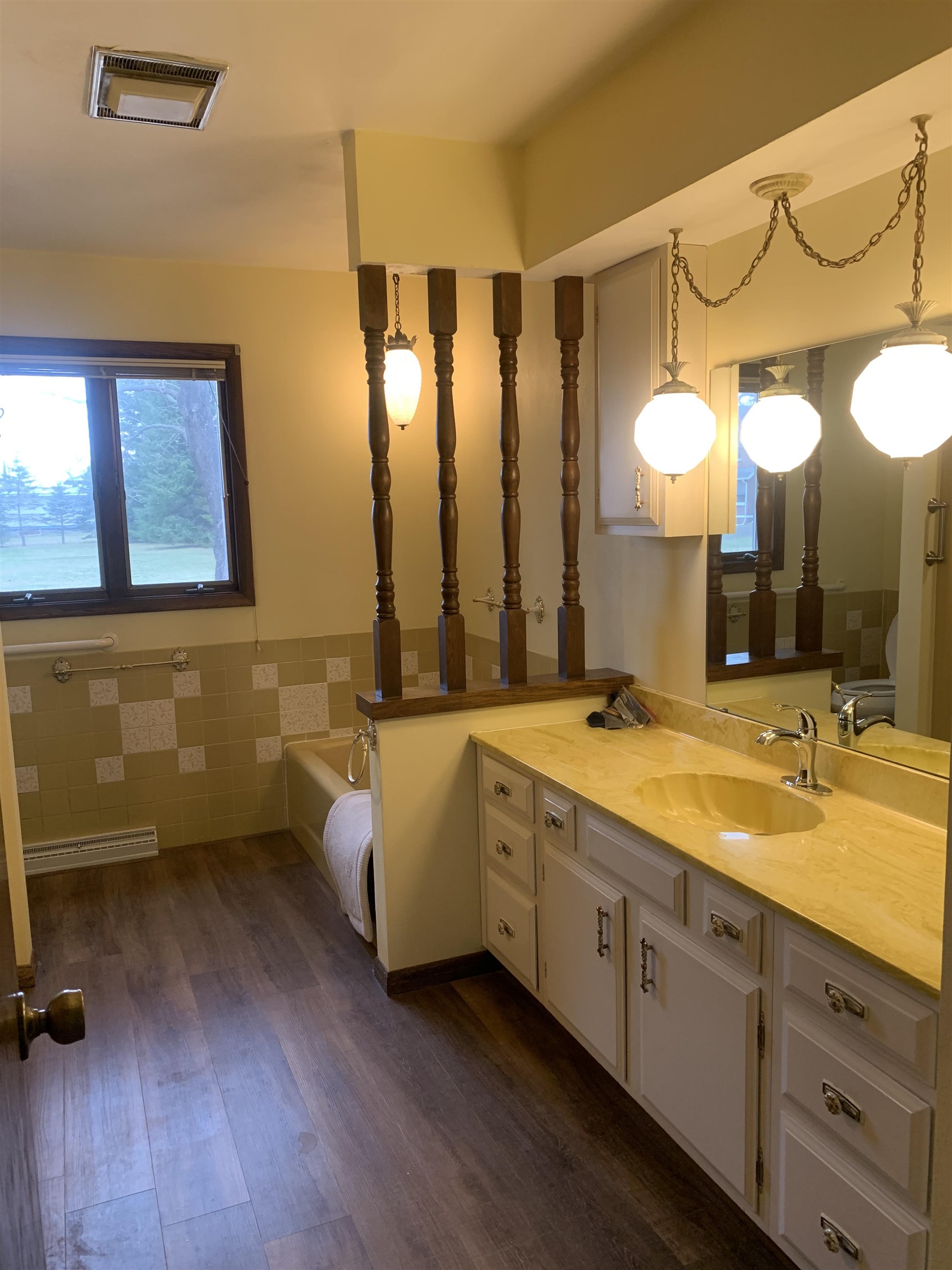 1415 1ST AVENUE, Antigo, Wisconsin 54409, 3 Bedrooms Bedrooms, ,1 BathroomBathrooms,Residential,For Sale,1415 1ST AVENUE,22601517