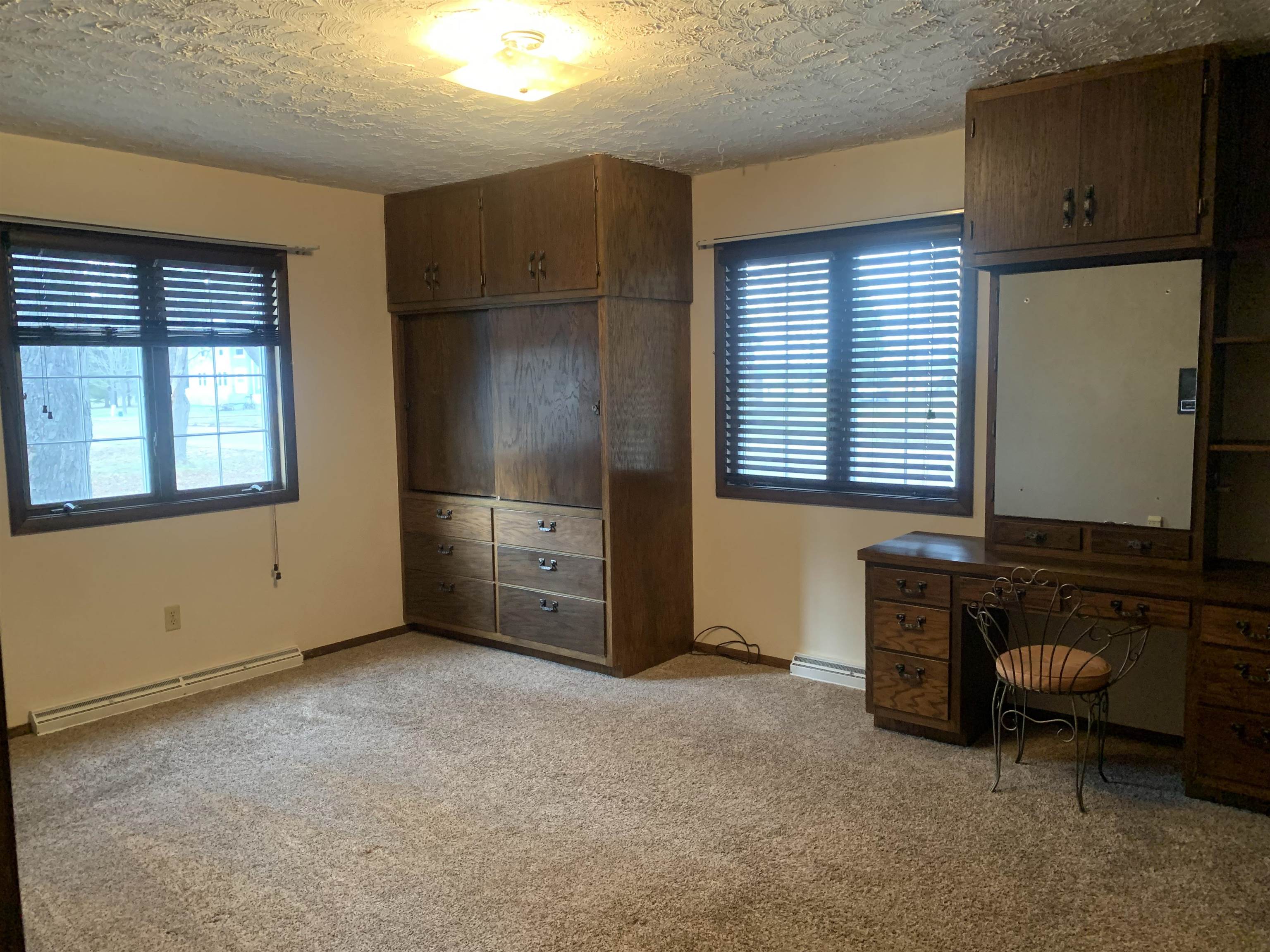 1415 1ST AVENUE, Antigo, Wisconsin 54409, 3 Bedrooms Bedrooms, ,1 BathroomBathrooms,Residential,For Sale,1415 1ST AVENUE,22601517