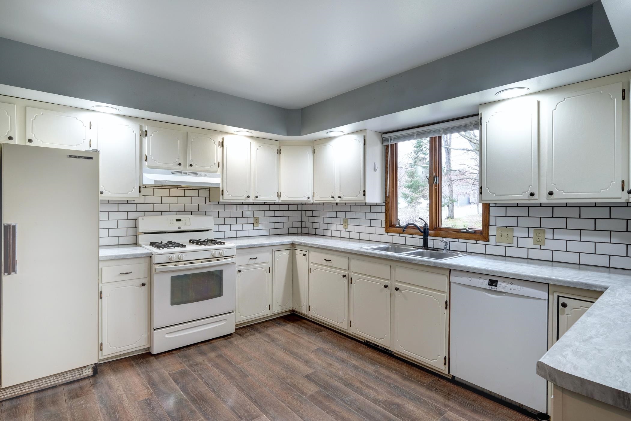 1203 HOLUB STREET, Wausau, Wisconsin 54401, 3 Bedrooms Bedrooms, ,2 BathroomsBathrooms,Residential,For Sale,1203 HOLUB STREET,22601519